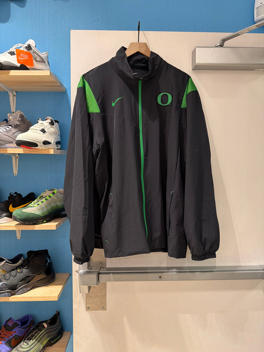 Oregon Nike Windbreaker (XL)