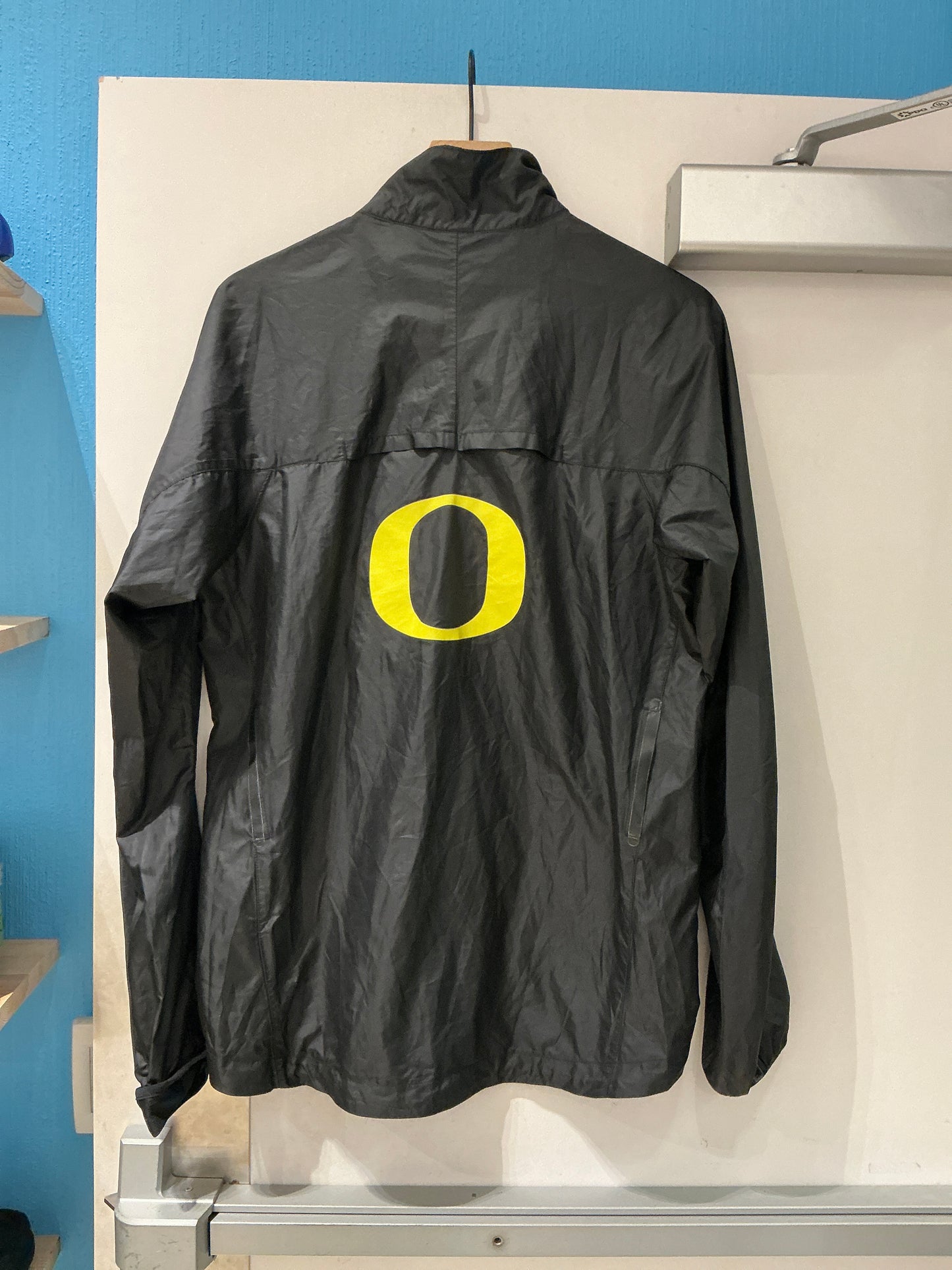 Oregon Team Issued Rain Jacket (Large)