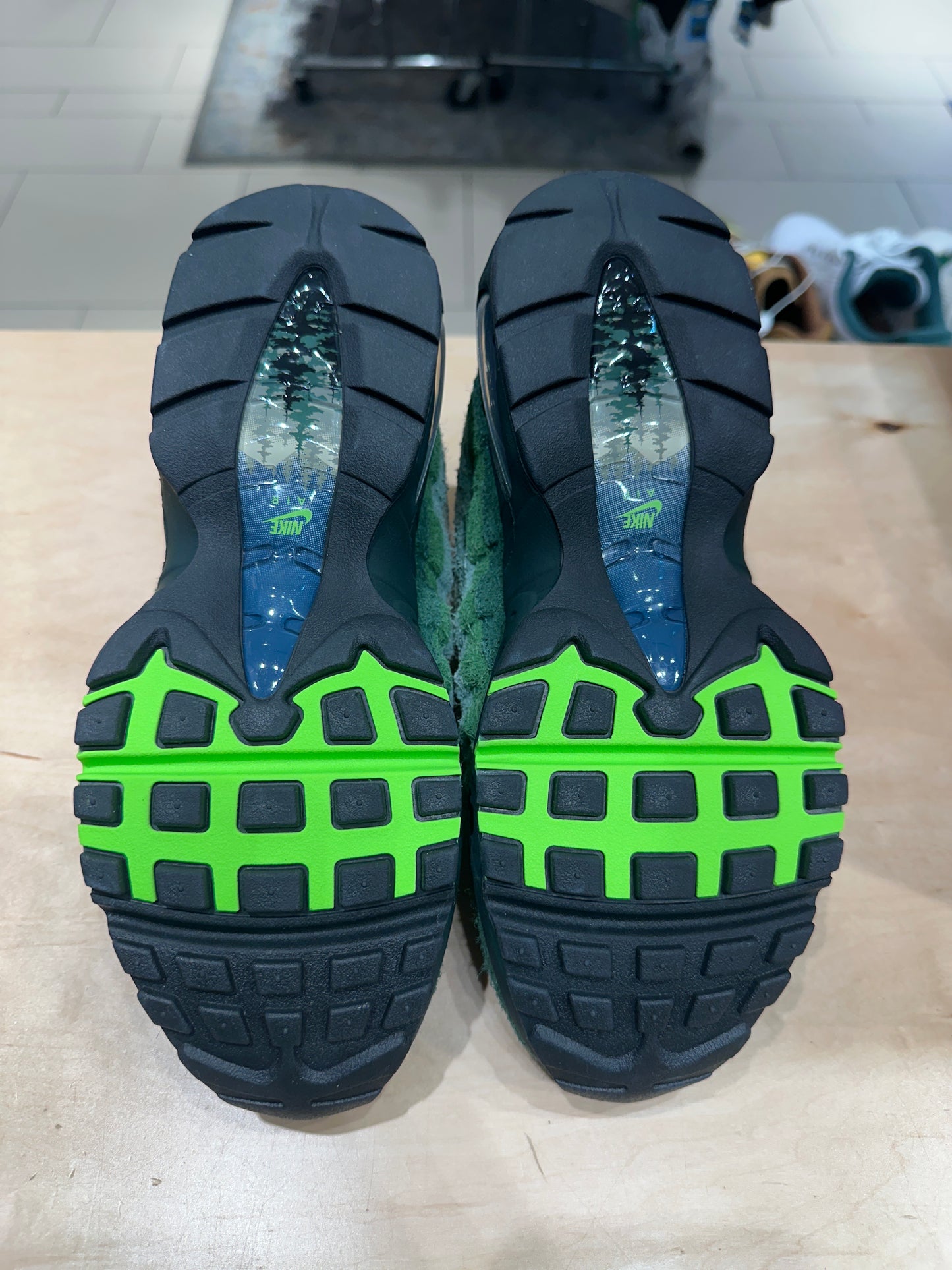 Nike Air Max 95 Woods(6) New With No Box