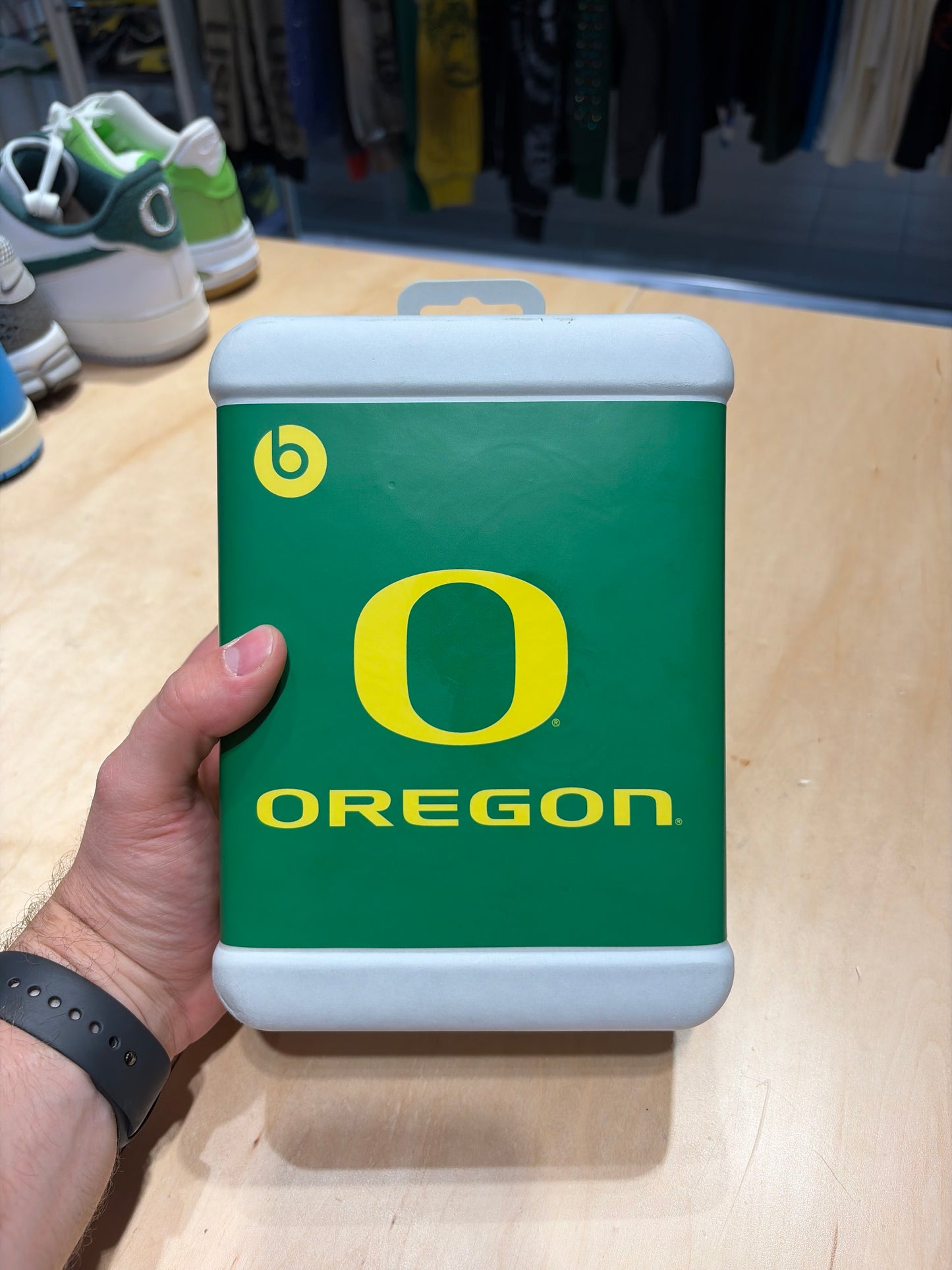 Oregon Team Issued Beats by Dre