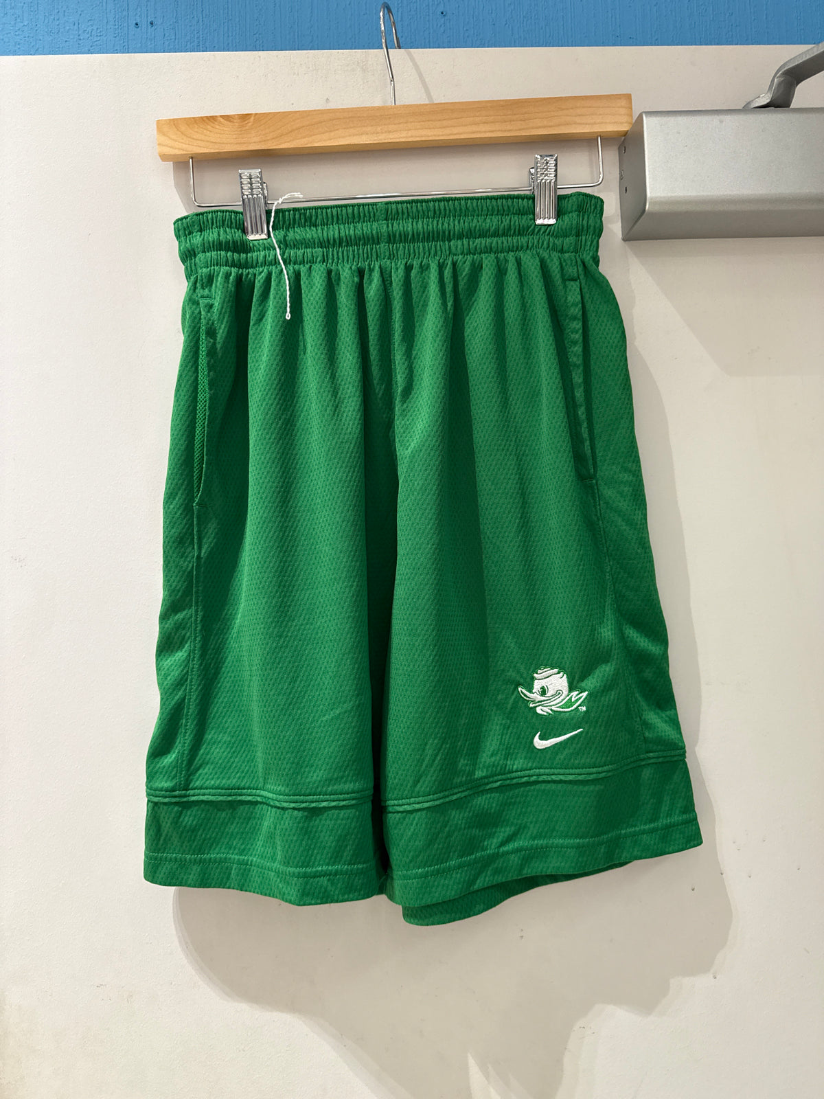 Oregon Green Nike Shorts (S)