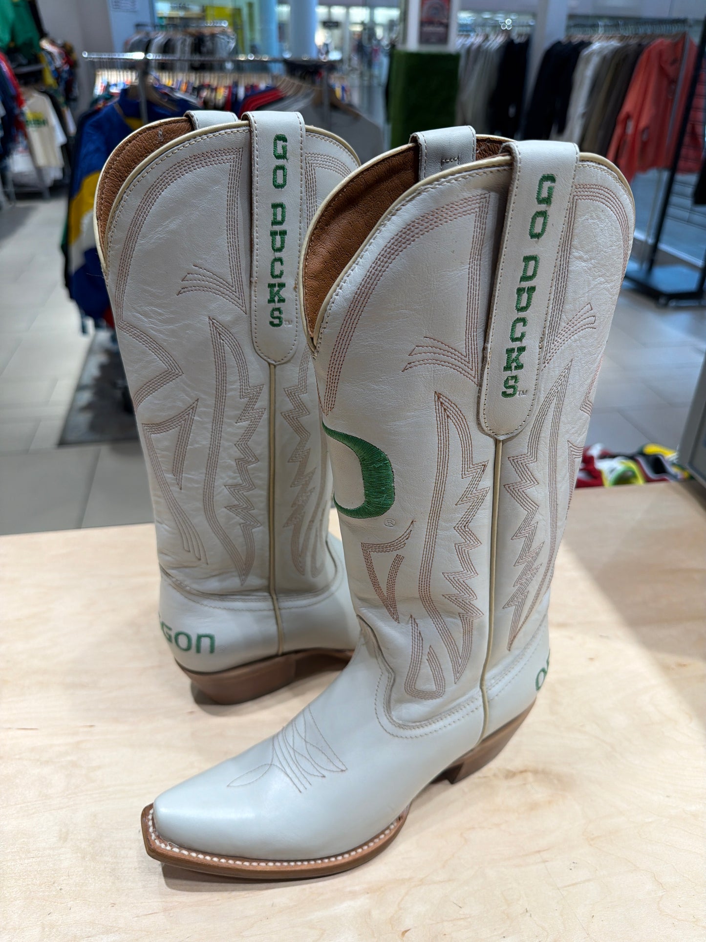 Oregon Gameday Boots (8 women)