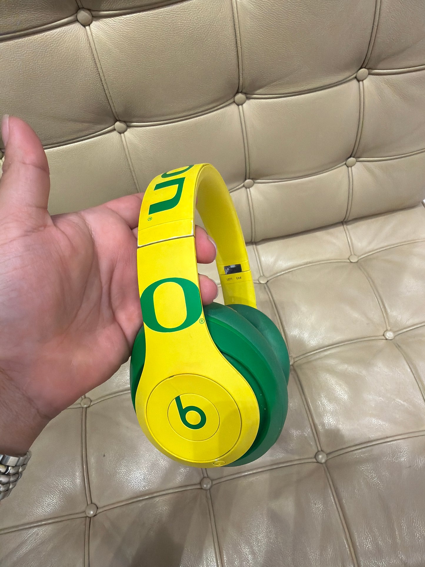 Oregon Team Exclusive Beats by Dre Headphones