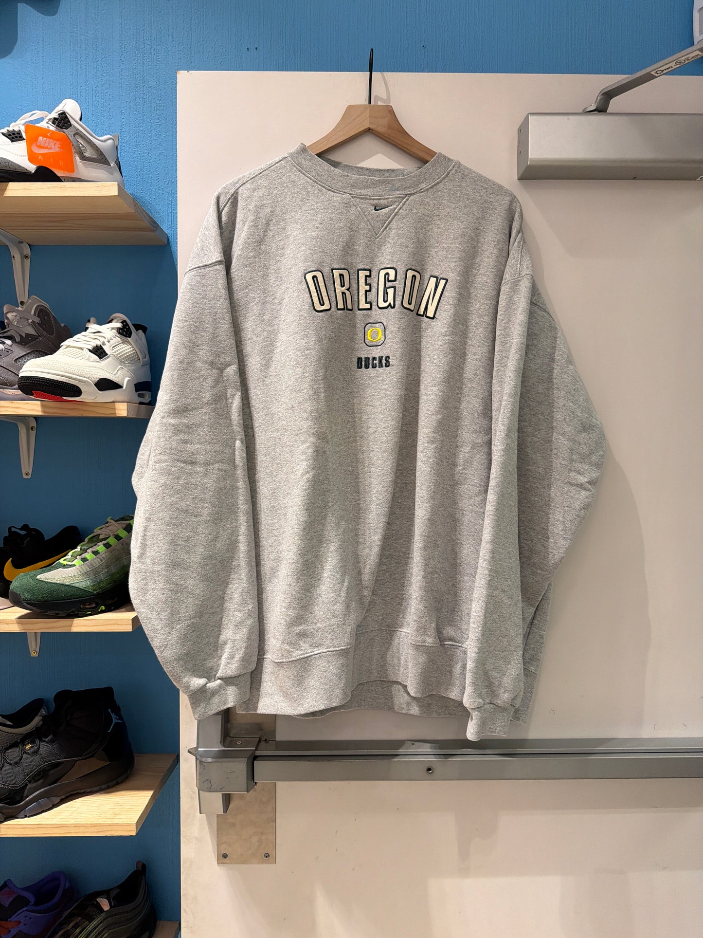 Vintage Oregon Nike Crew (XL)