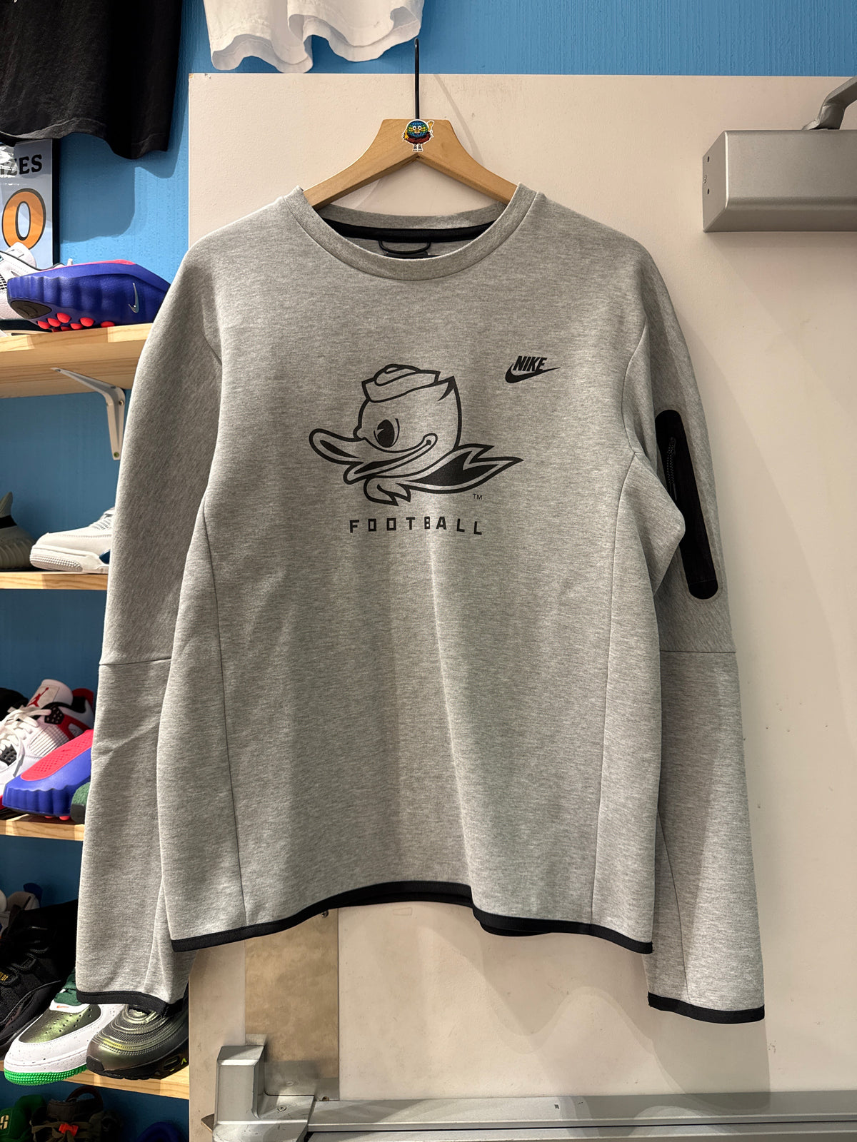 Nike Tech Oregon Ducks Team Issued Crewneck (M)