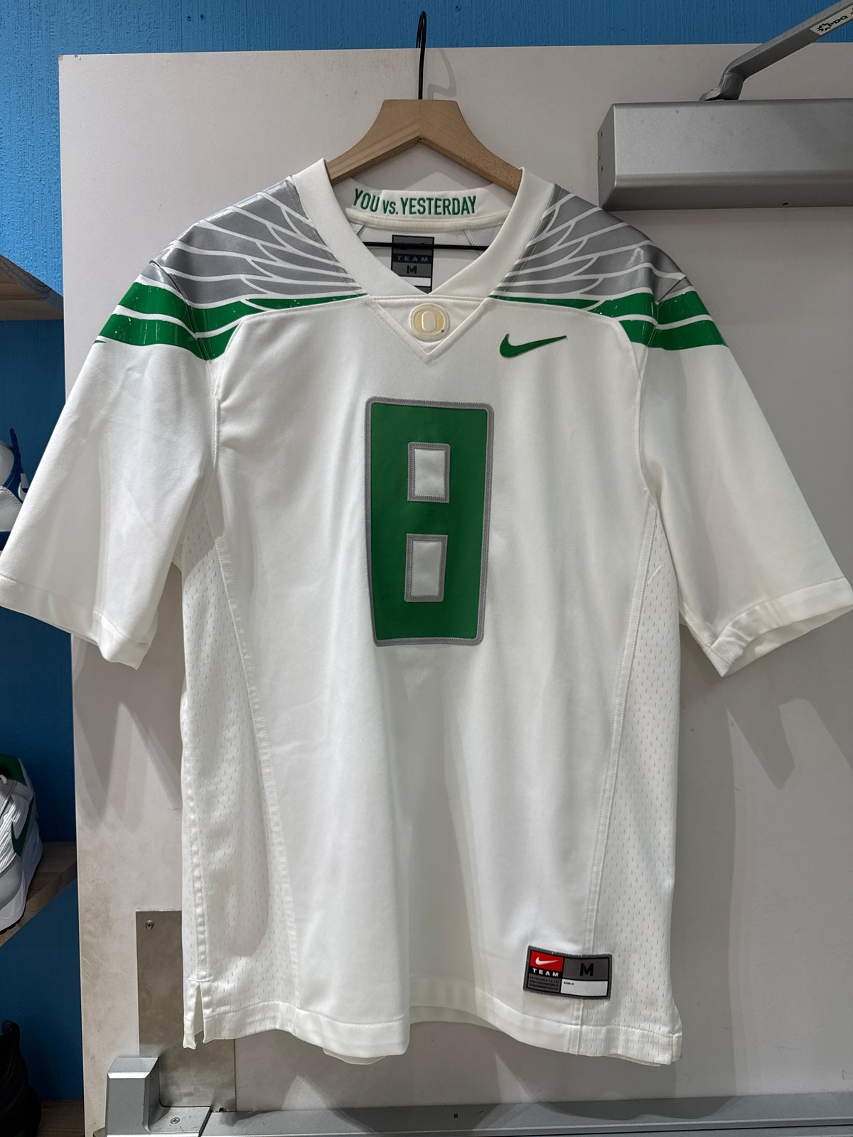 Oregon #8 Jersey (M)