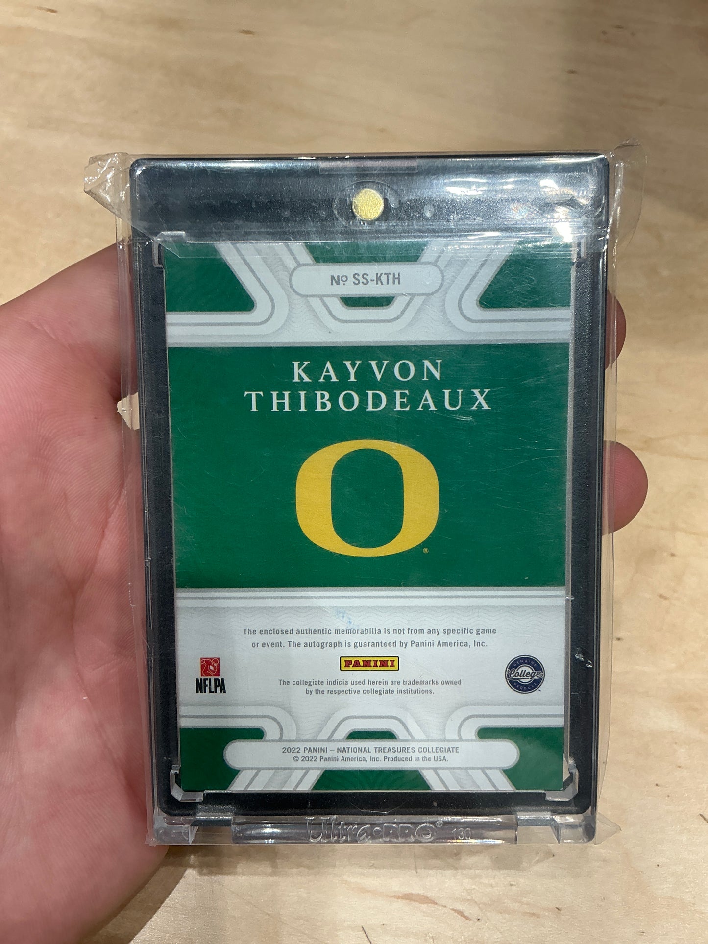 Kayvon Thibdeaux Auto 25/39