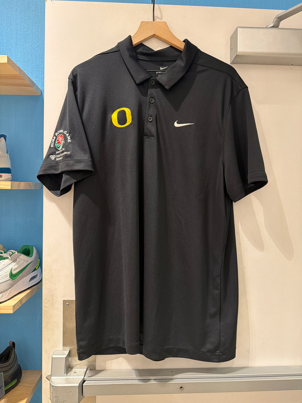 Rare Oregon Team Issued 2020 Rosebowl Polo (XL) Like new