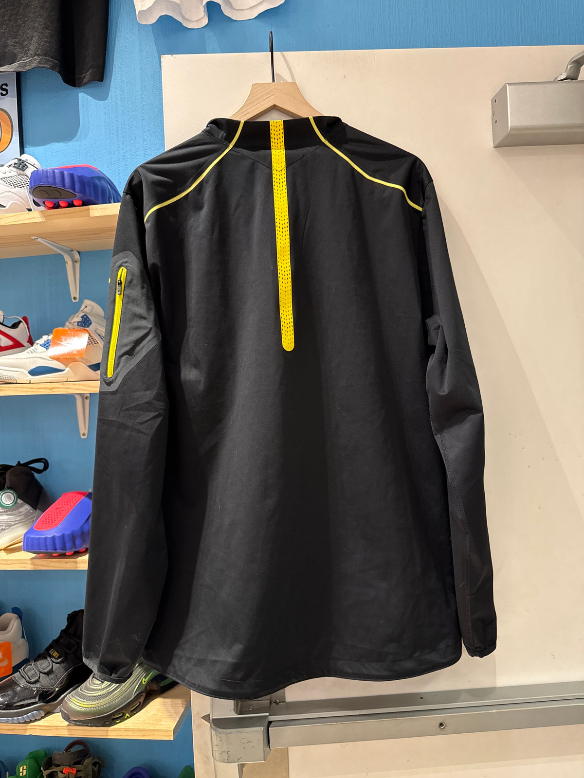 Nike Oregon Ducks Q-Zip (L)