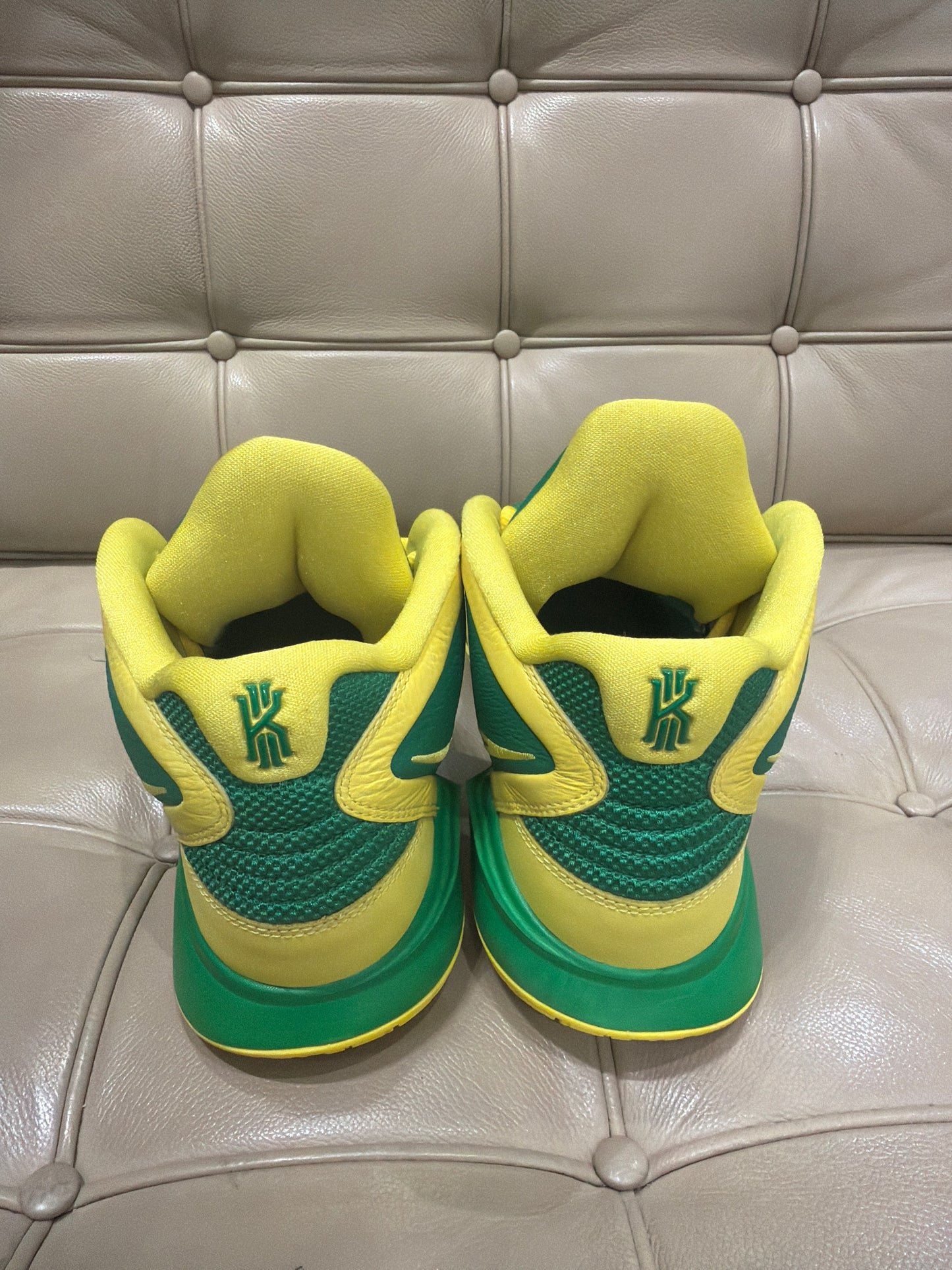 Oregon Kyrie PE (Size 10.5)