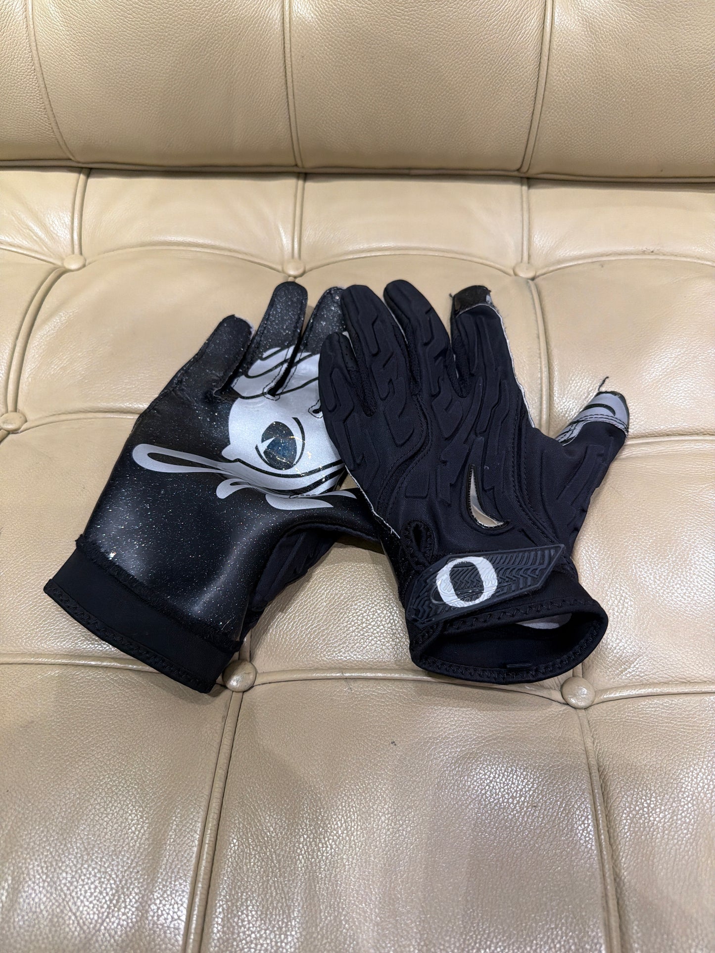 Oregon Team Issued Gloves (2XL)
