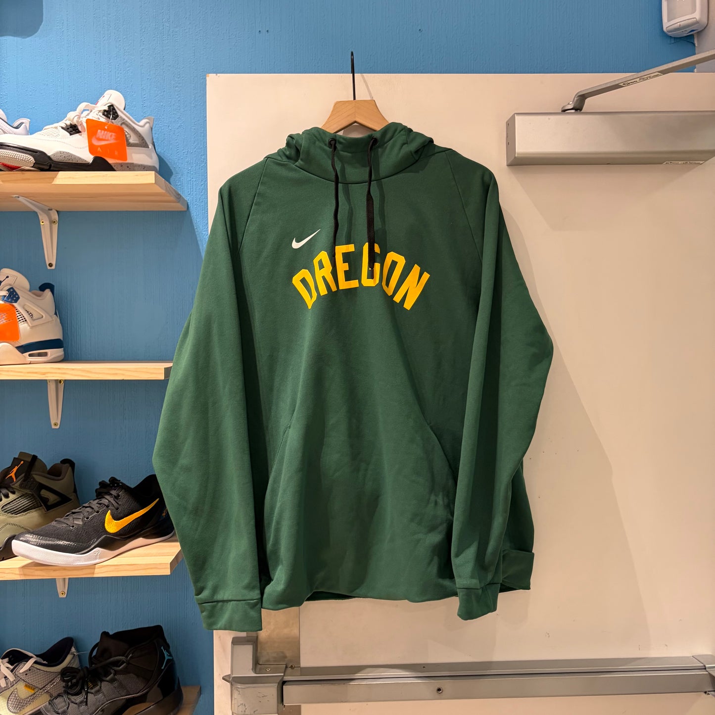 Oregon Nike Baseball Team Issued Hoodie (XL)