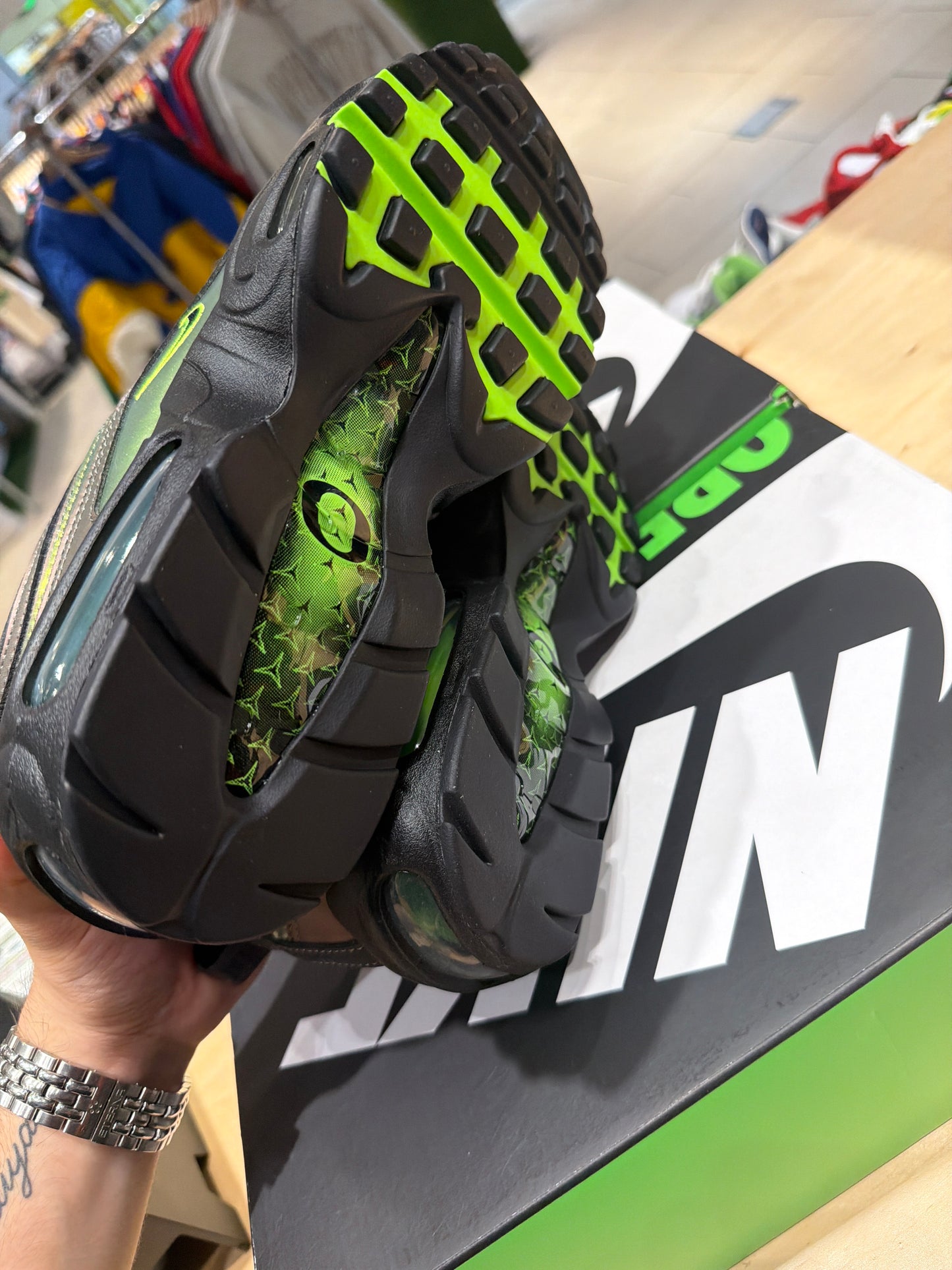 Oregon Storm AirMax (6 & 8.5)