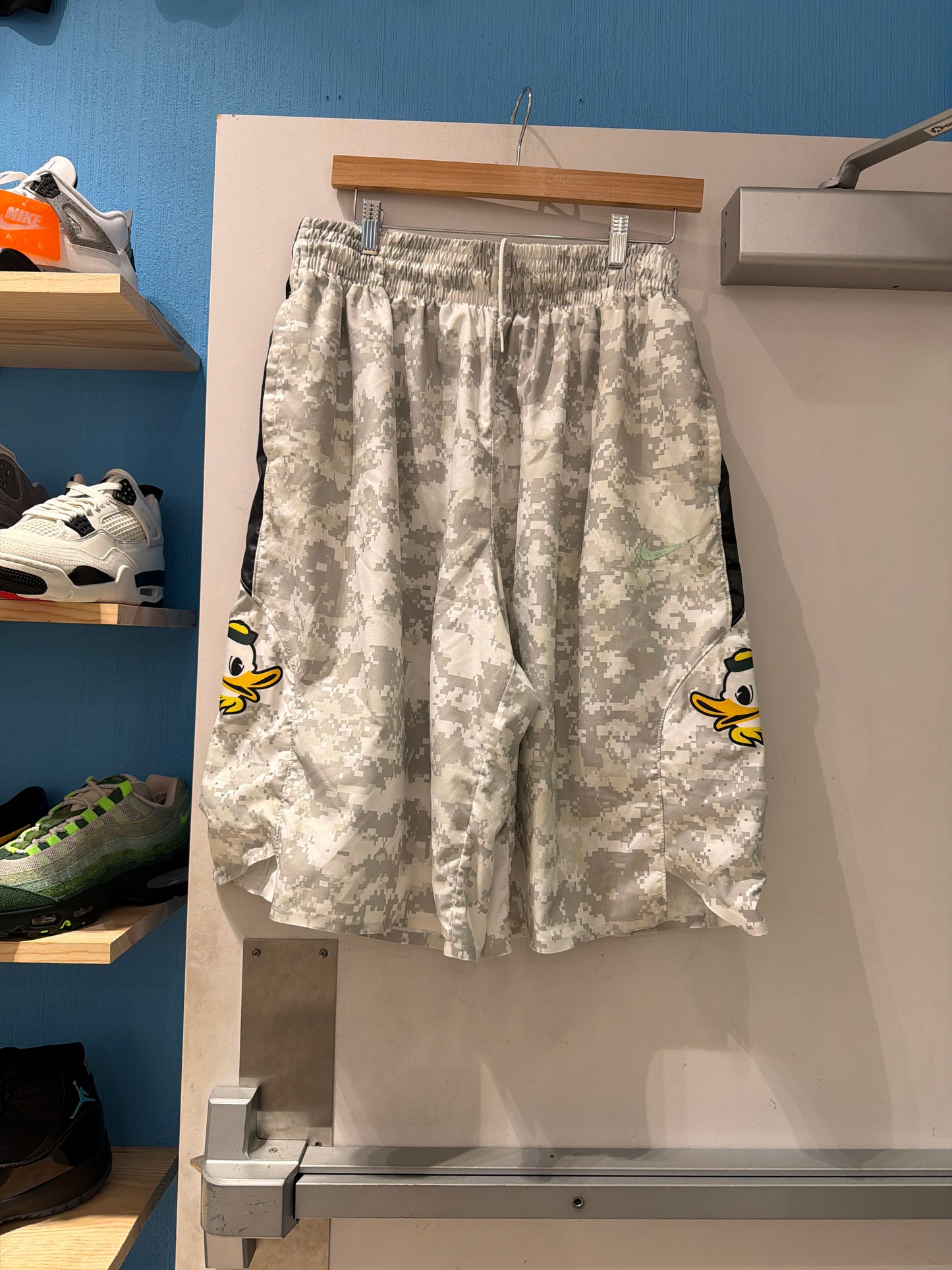 Oregon Camo Team Issued Shorts (2XL)