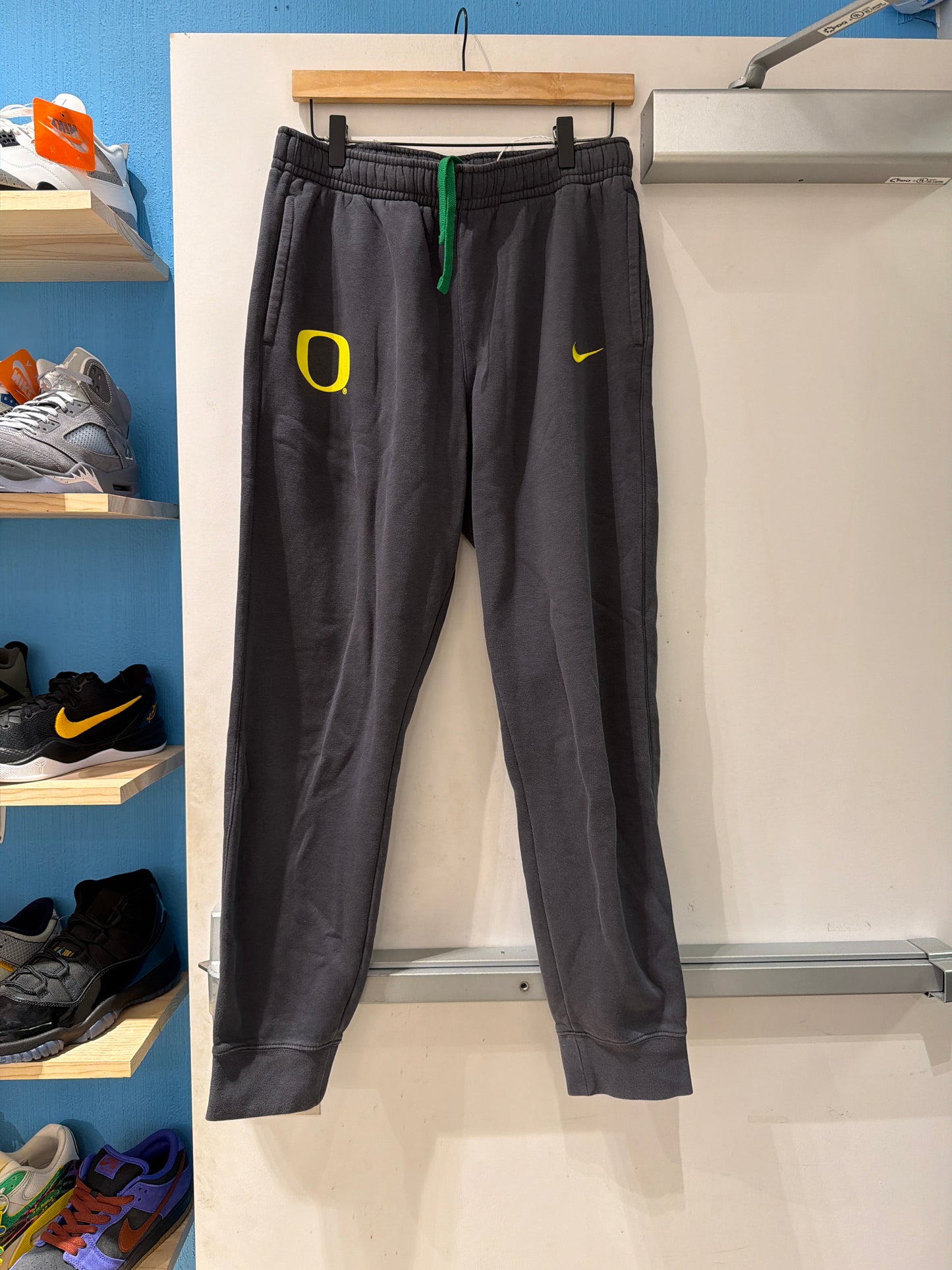 Oregon Nike Team Issued Sweats (S)