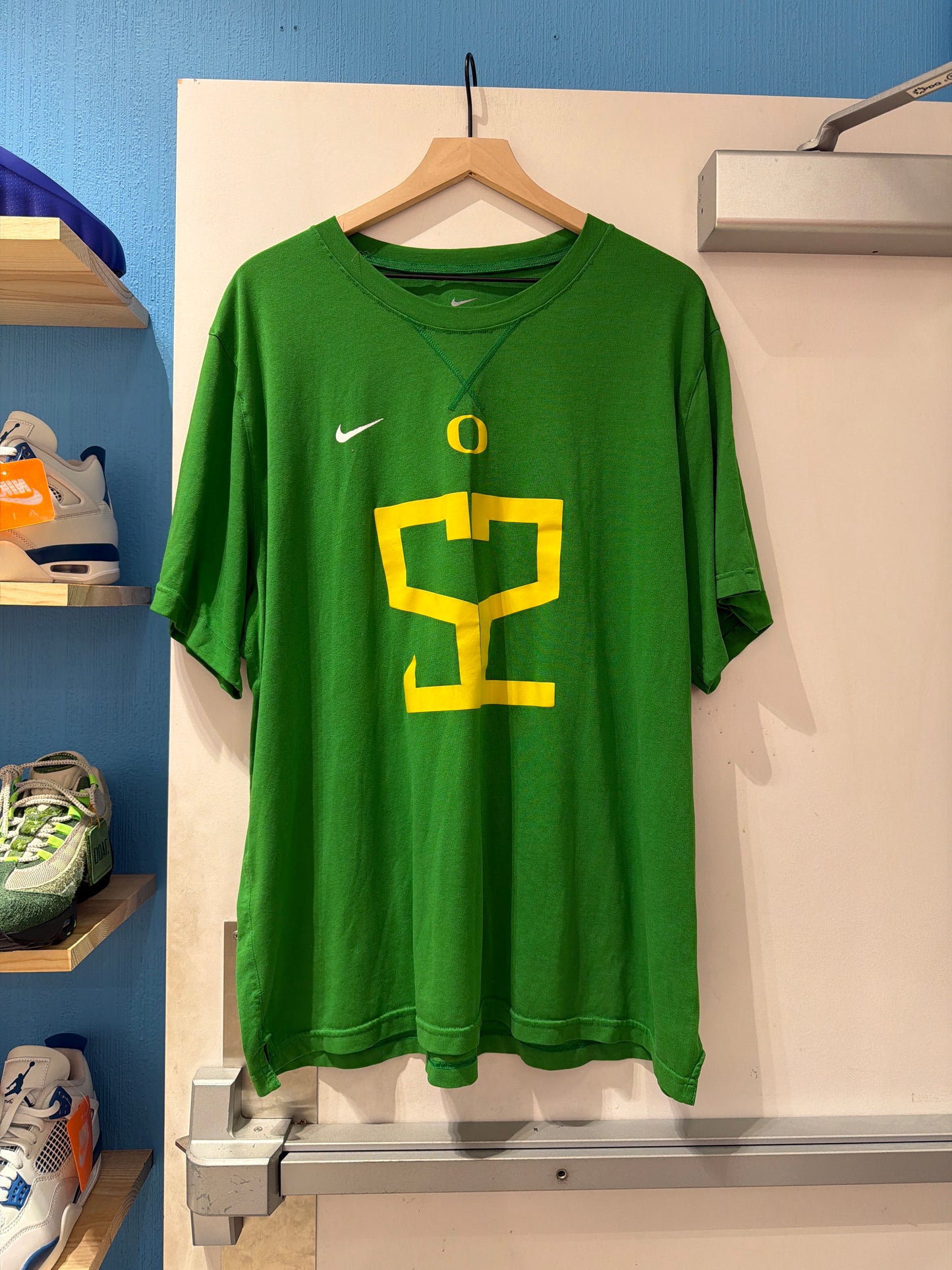 Oregon Team Issued Shirt (2XL)
