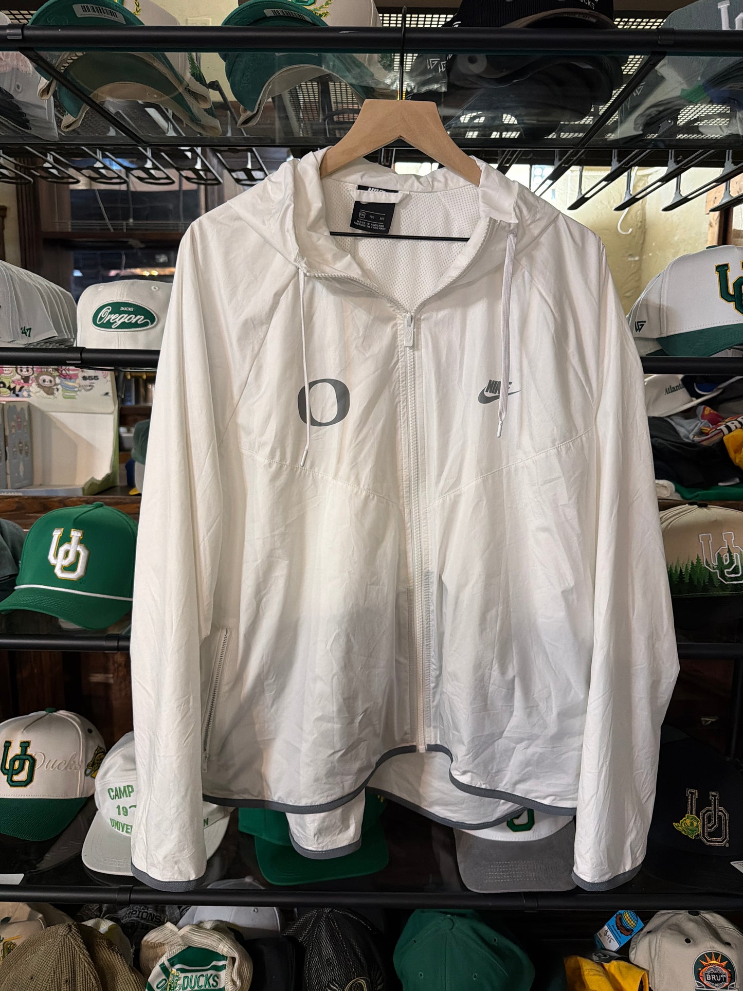 Rare Oregon Team Issued Jacket (Cropped 2XL)
