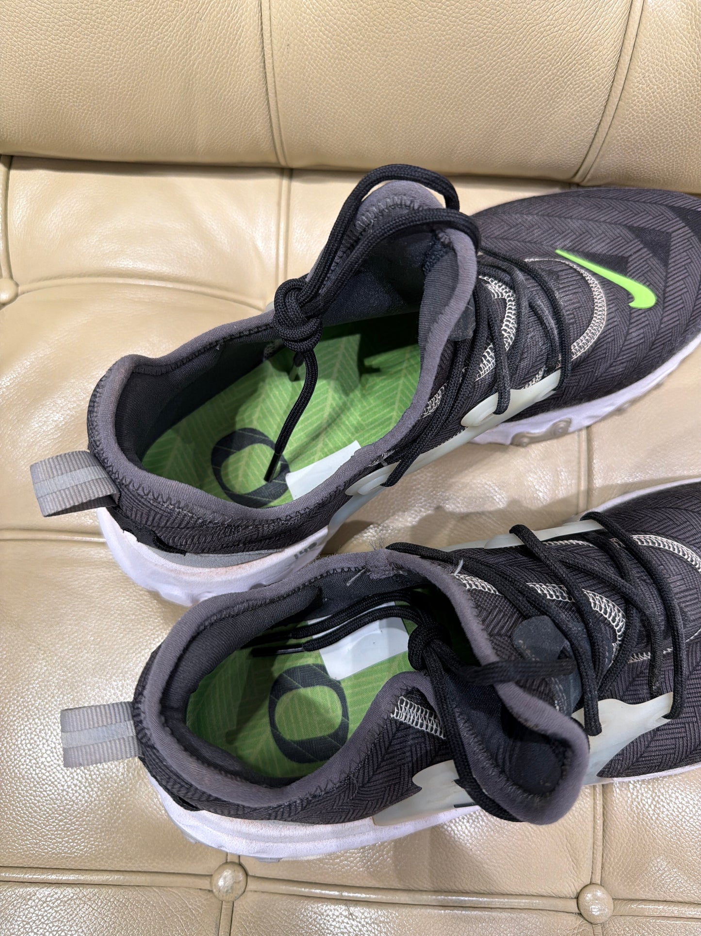 Oregon Ohana Team Issued Presto (Size 11)
