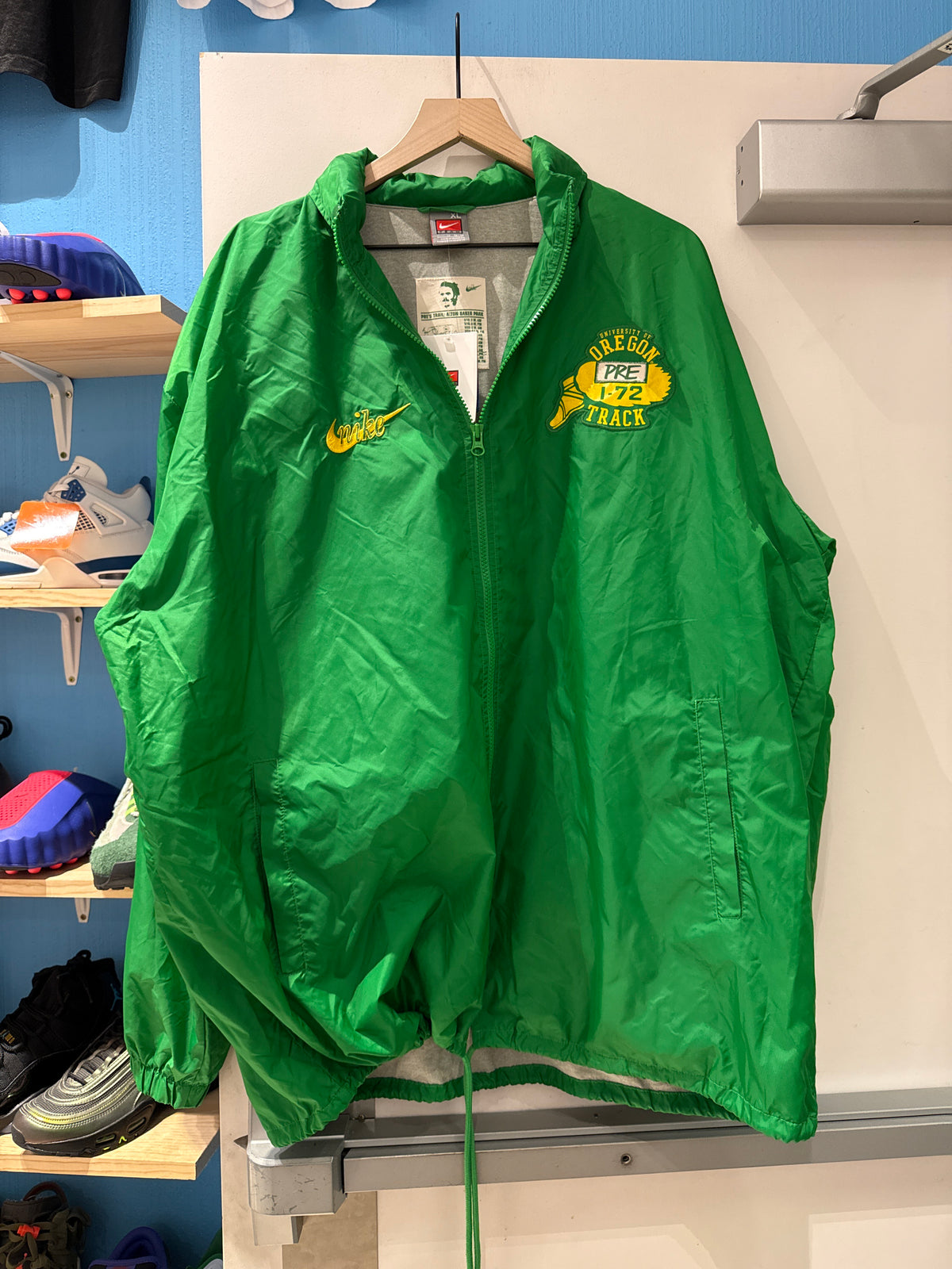 New Nike Oregon Ducks “PRE” Jacket (XL)