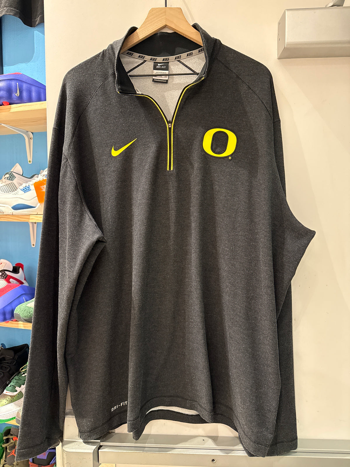 Nike Oregon Ducks Q-Zip (XXL)
