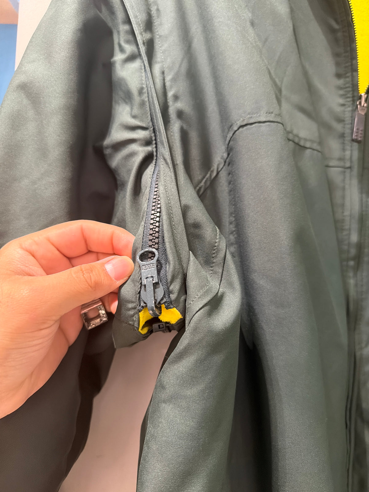 Oregon Nike Jacket Removable Sleeves (XL)