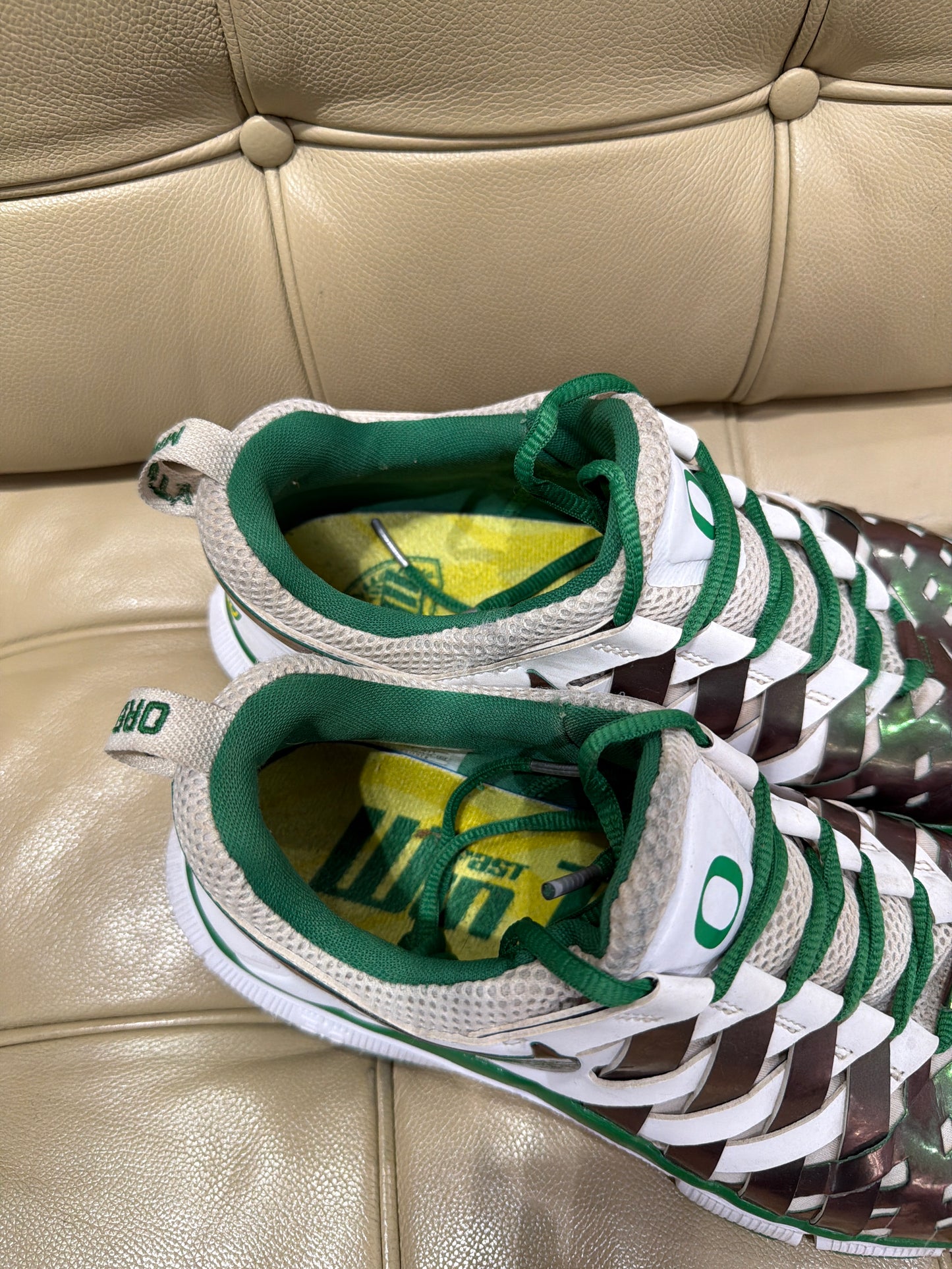 Oregon RARE Team Issued Trainer Promo Sample (Size 11)
