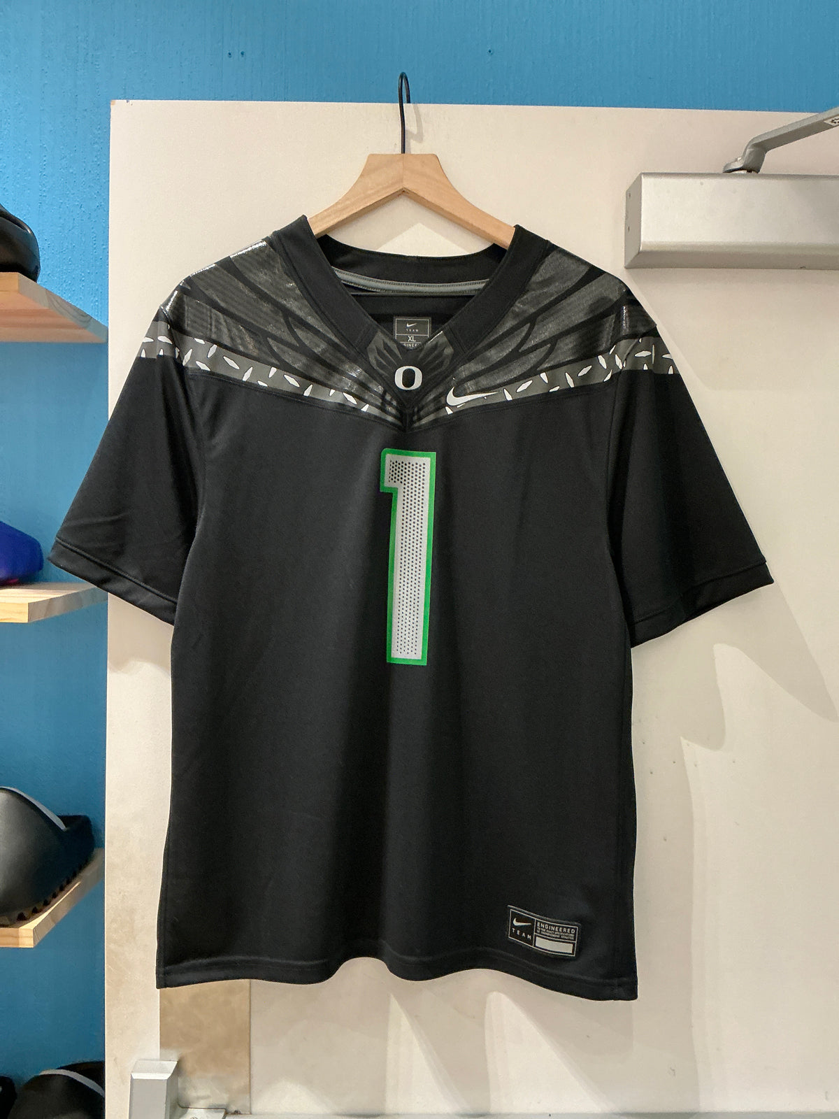 Nike Oregon Ducks Jersey #1 (Youth XL)