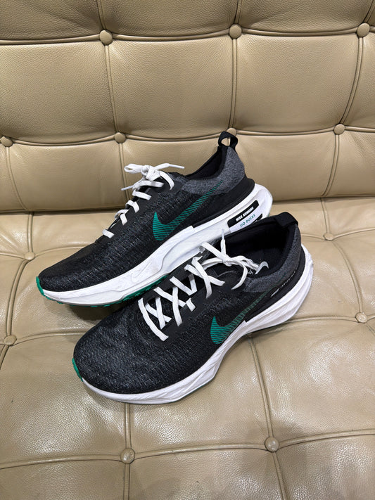 Oregon Invincible 3 “UO Running” (Size 11)