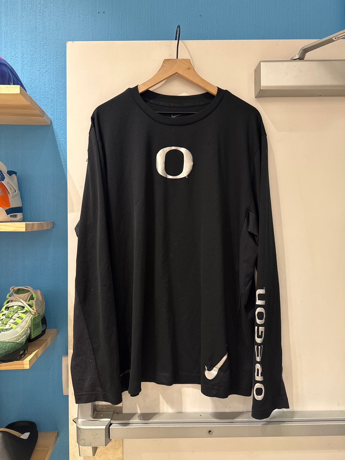 UO Team Issued Black Long Sleeve (2XL)