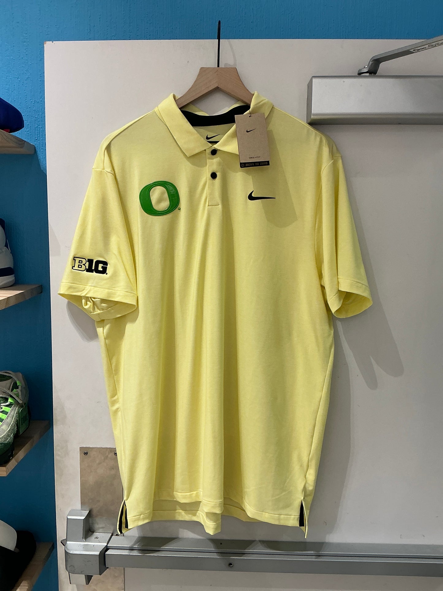 Oregon Golf Team Issued Polo BIG10 (Large) New