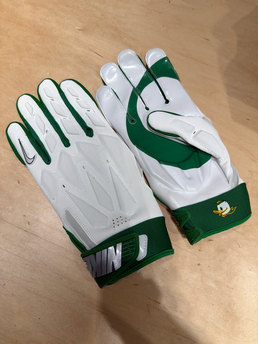 Oregon Team Issued Gloves New  (3XL)