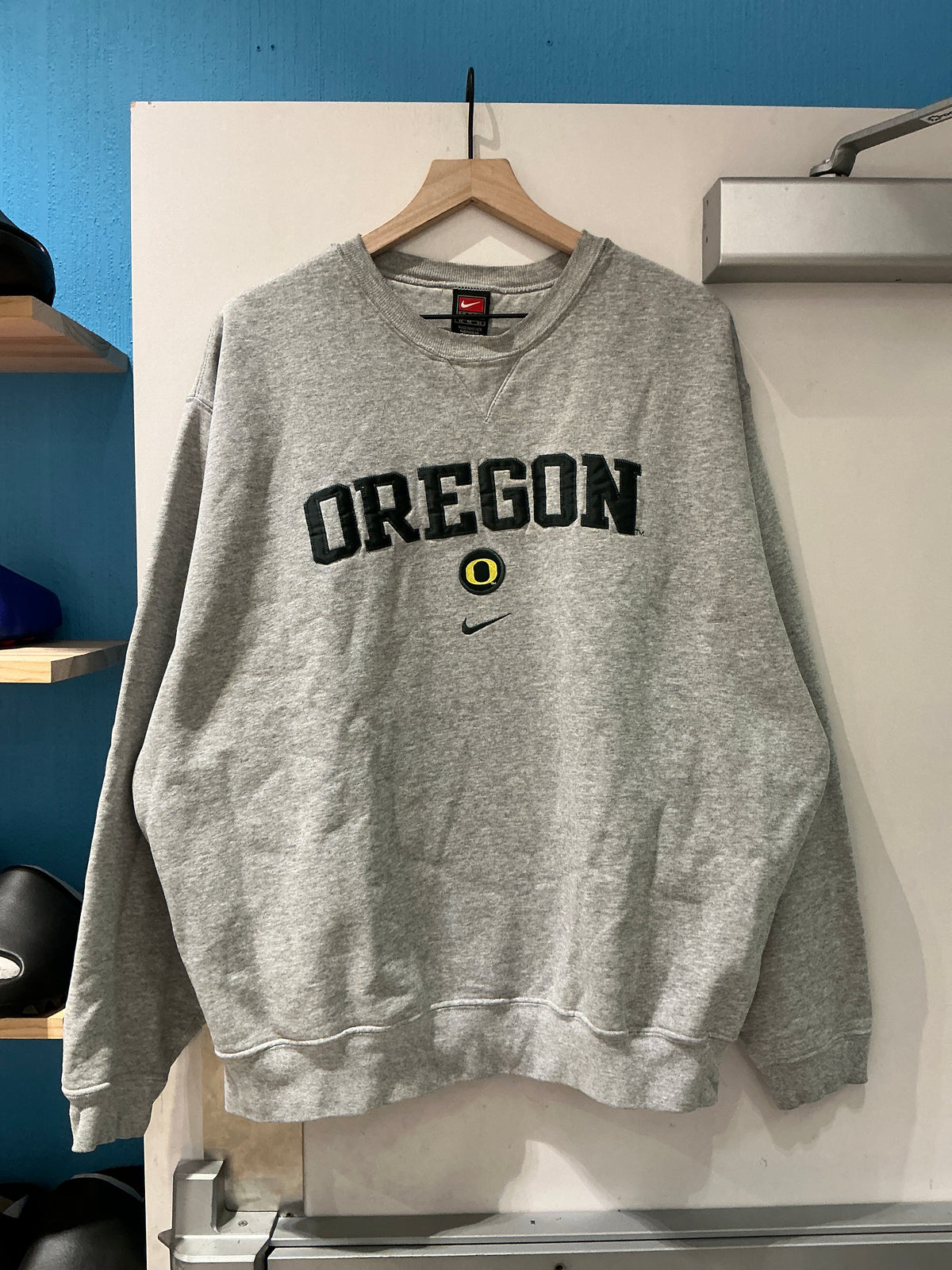 Nike Oregon Ducks Crewneck (XL)