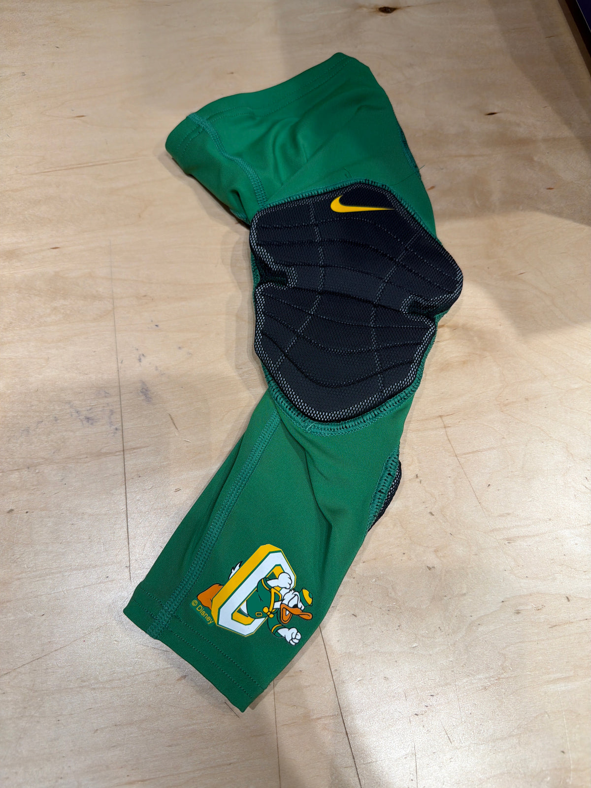 Oregon Team Issued / Game Worn Donald Sleeve (L/XL)