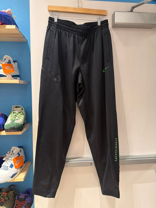 Oregon Team Issued Sweats (Large)