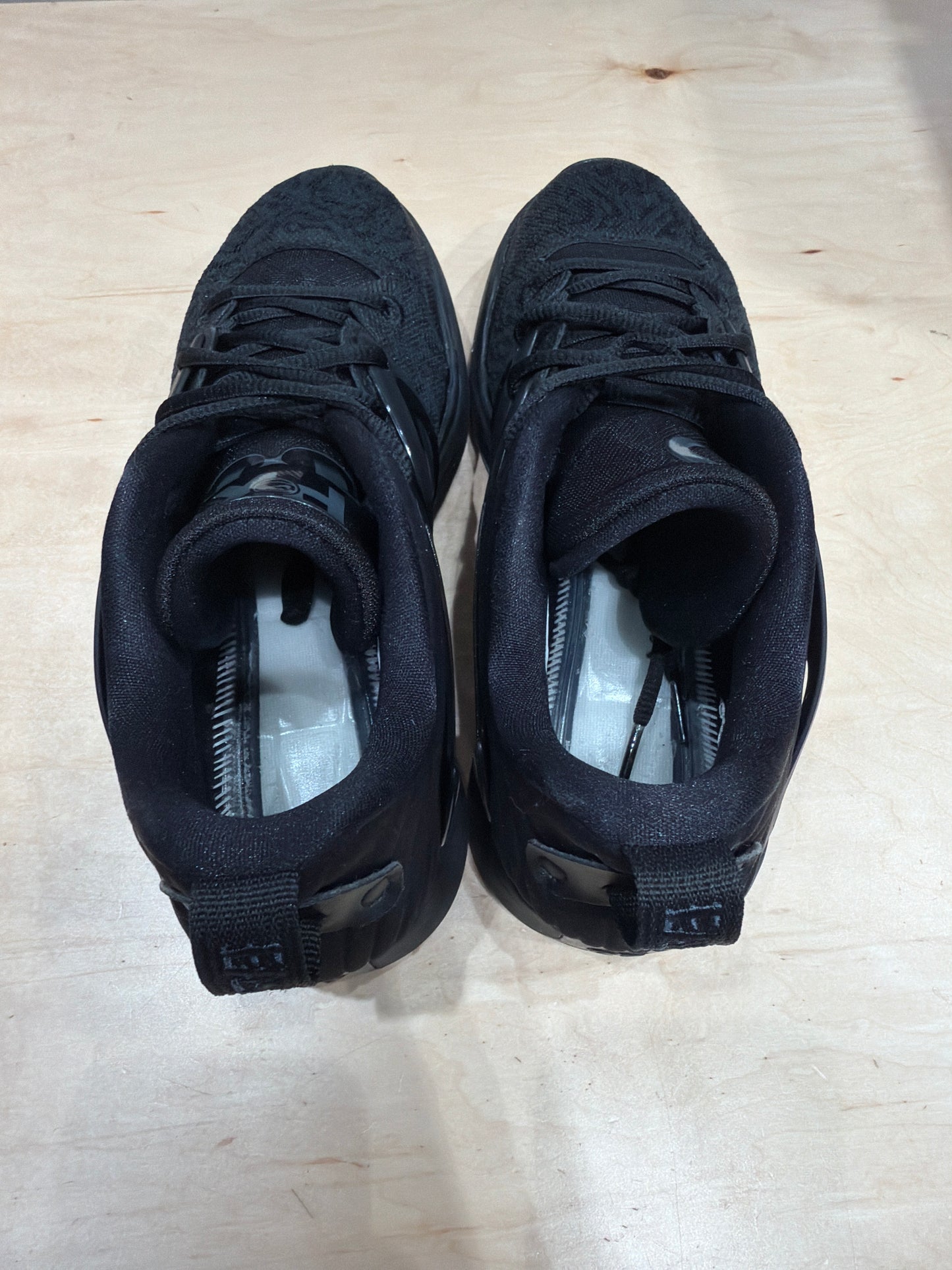 KD15 PK Team Issued Sample (8.5)