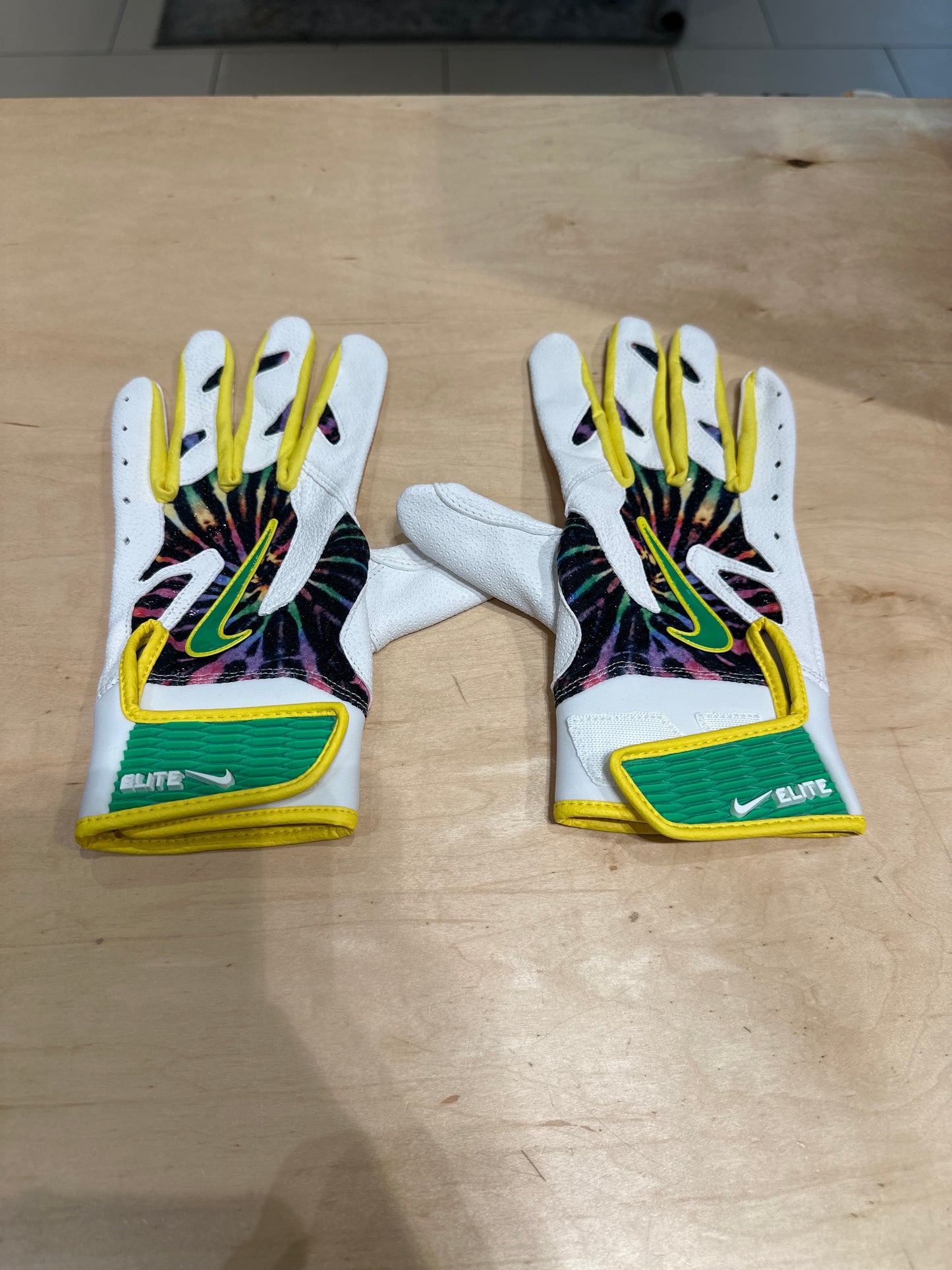 Oregon Grateful Dead Baseball Gloves( L) New