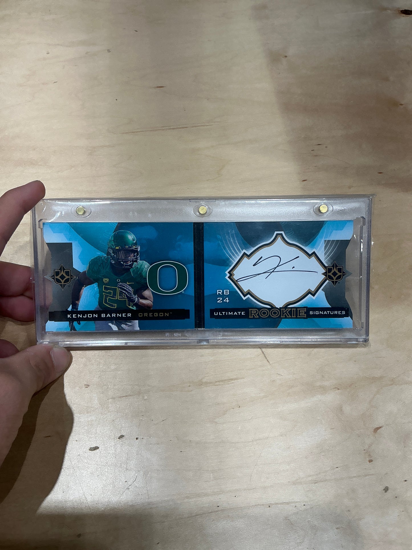 Kenjon Barner Auto 7/10