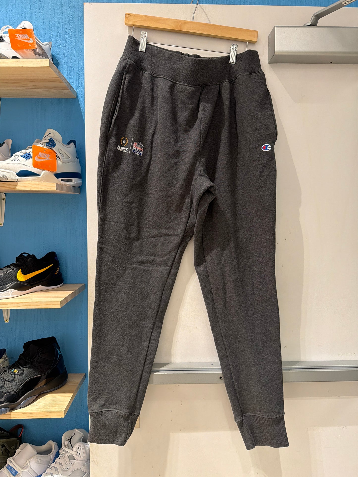 CFP Peach Bowl Team Issued Sweats (L)