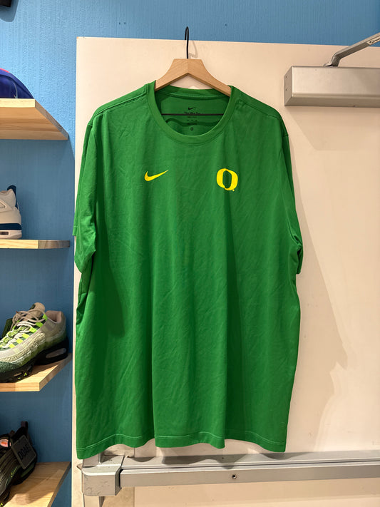 Team Issued Nike Oregon Ducks Tee (3XL)