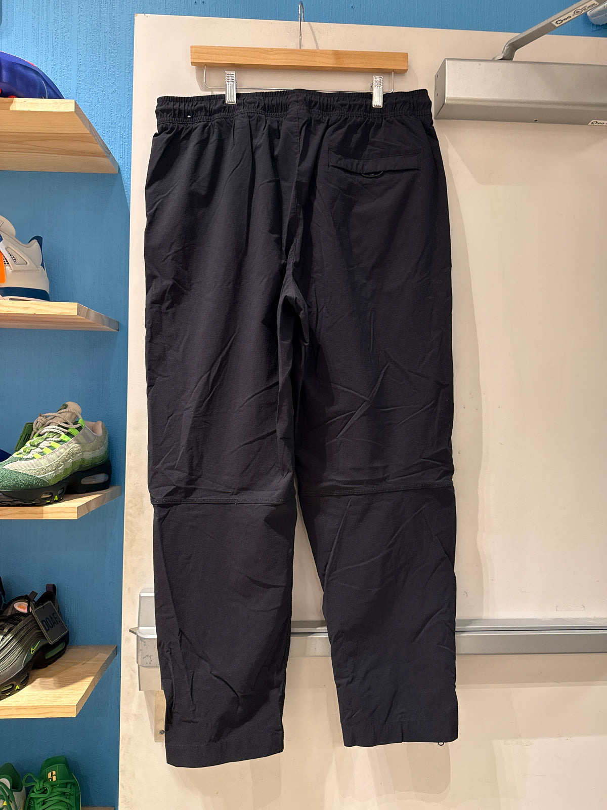 Team Issued Nike Tech Oregon Ducks CFP Pants (XL)