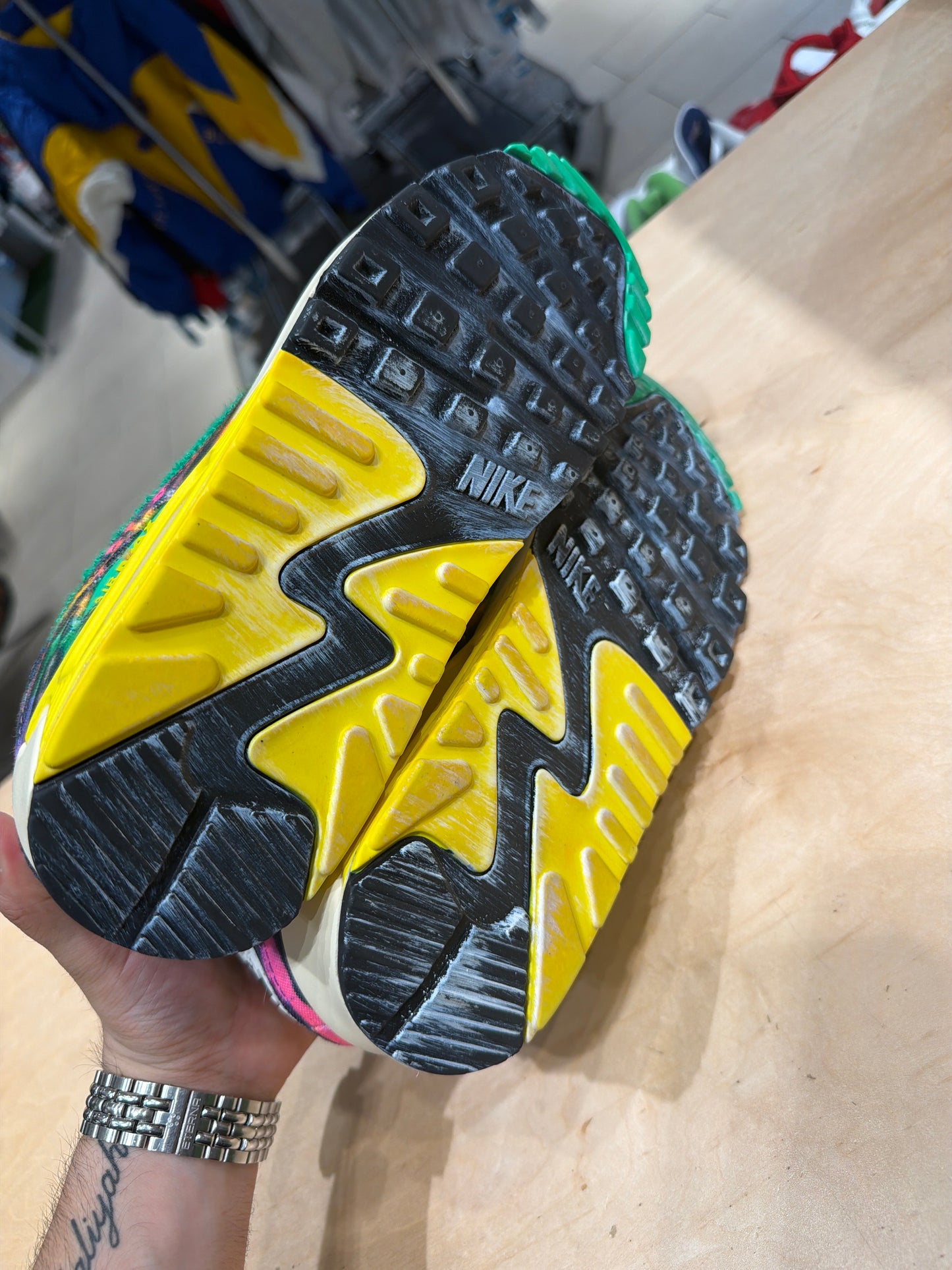 Oregon Grateful Ducks AirMax (8.5)