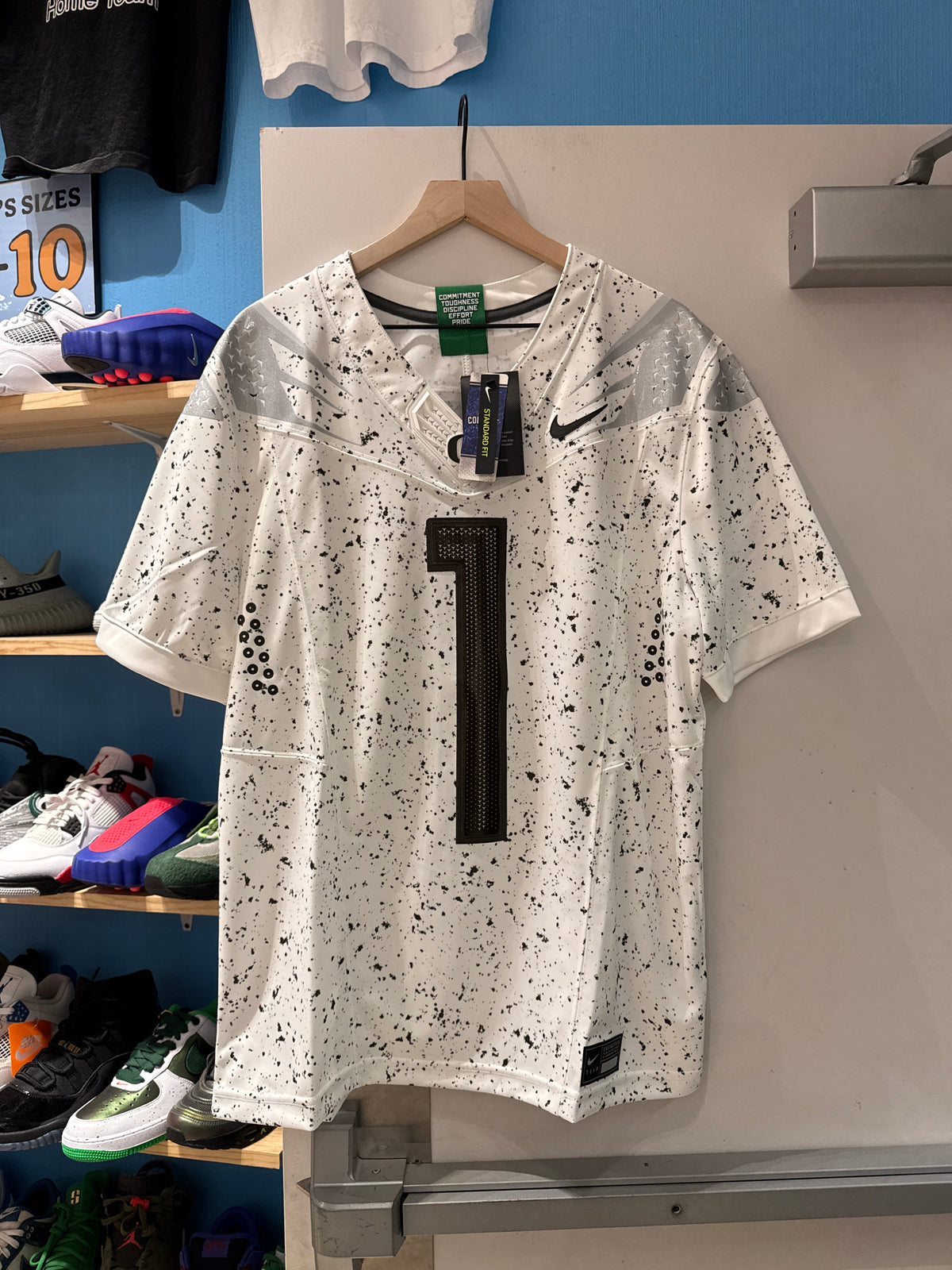 New Nike Oregon Ducks “Egg Shell” Jersey #1 with Tags (L)