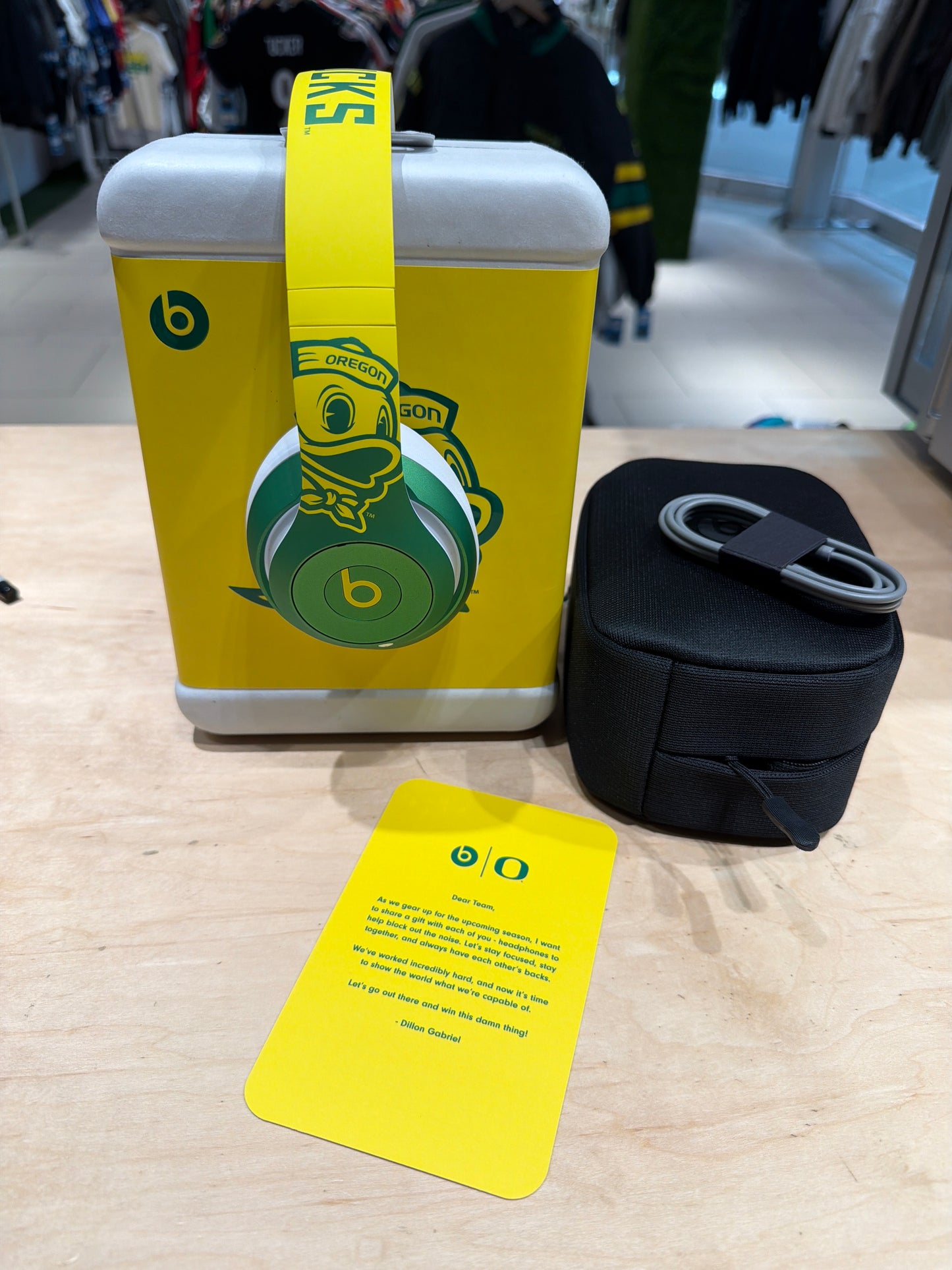 Oregon Beats by Dre Headphones Team Issued Rare (Brand New)