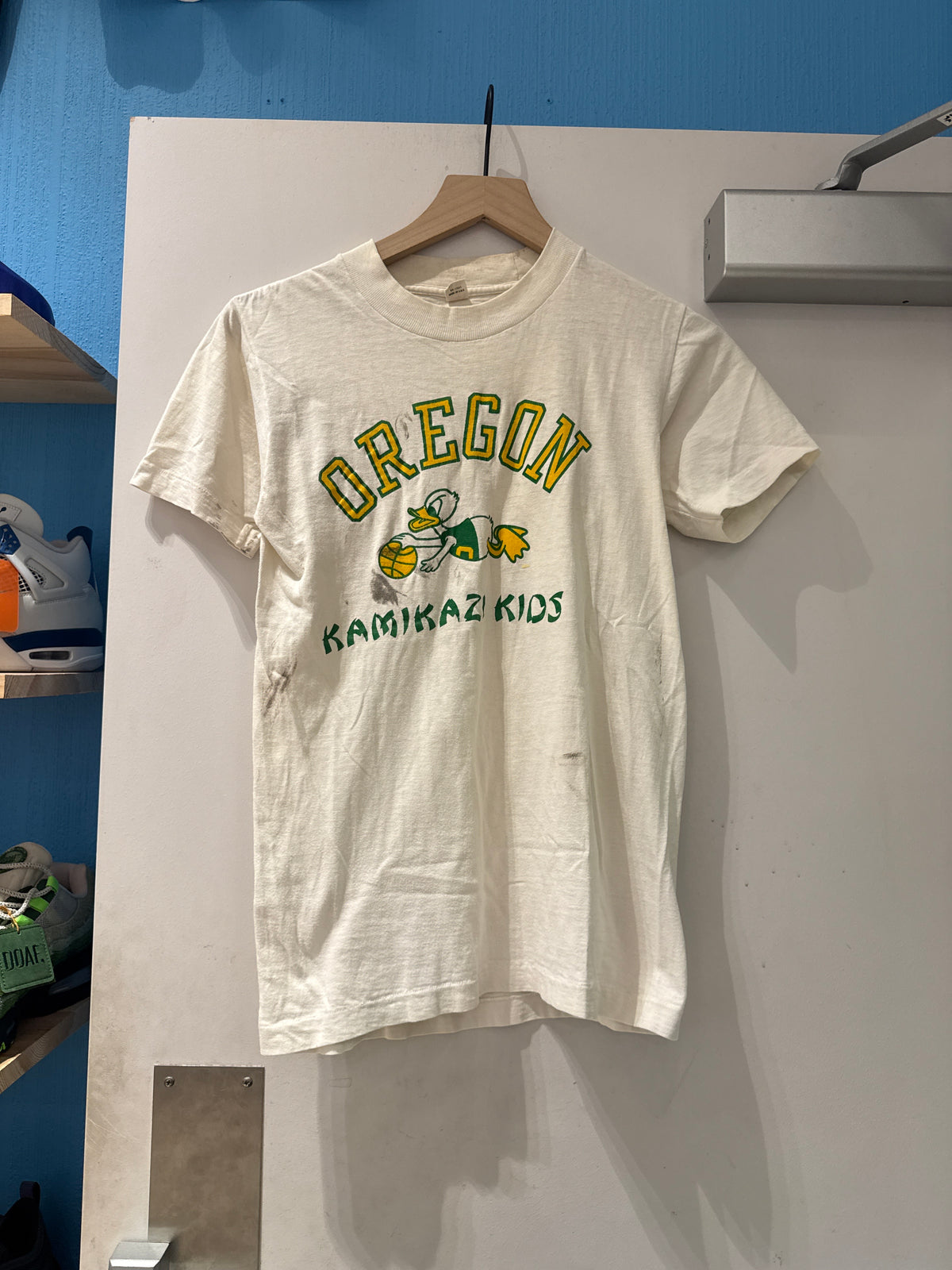 80’s Oregon Basketball Ball Tee(Youth S)
