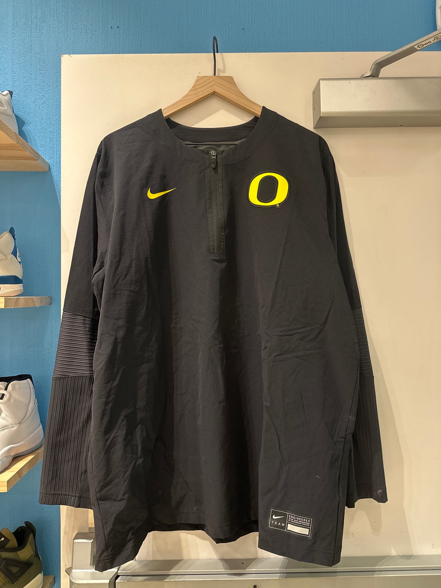 Oregon Team Issued Jacket(L)