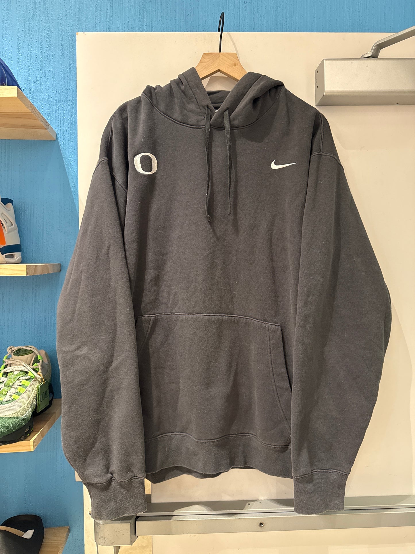 UO Team Issued Hoodie (3XL)