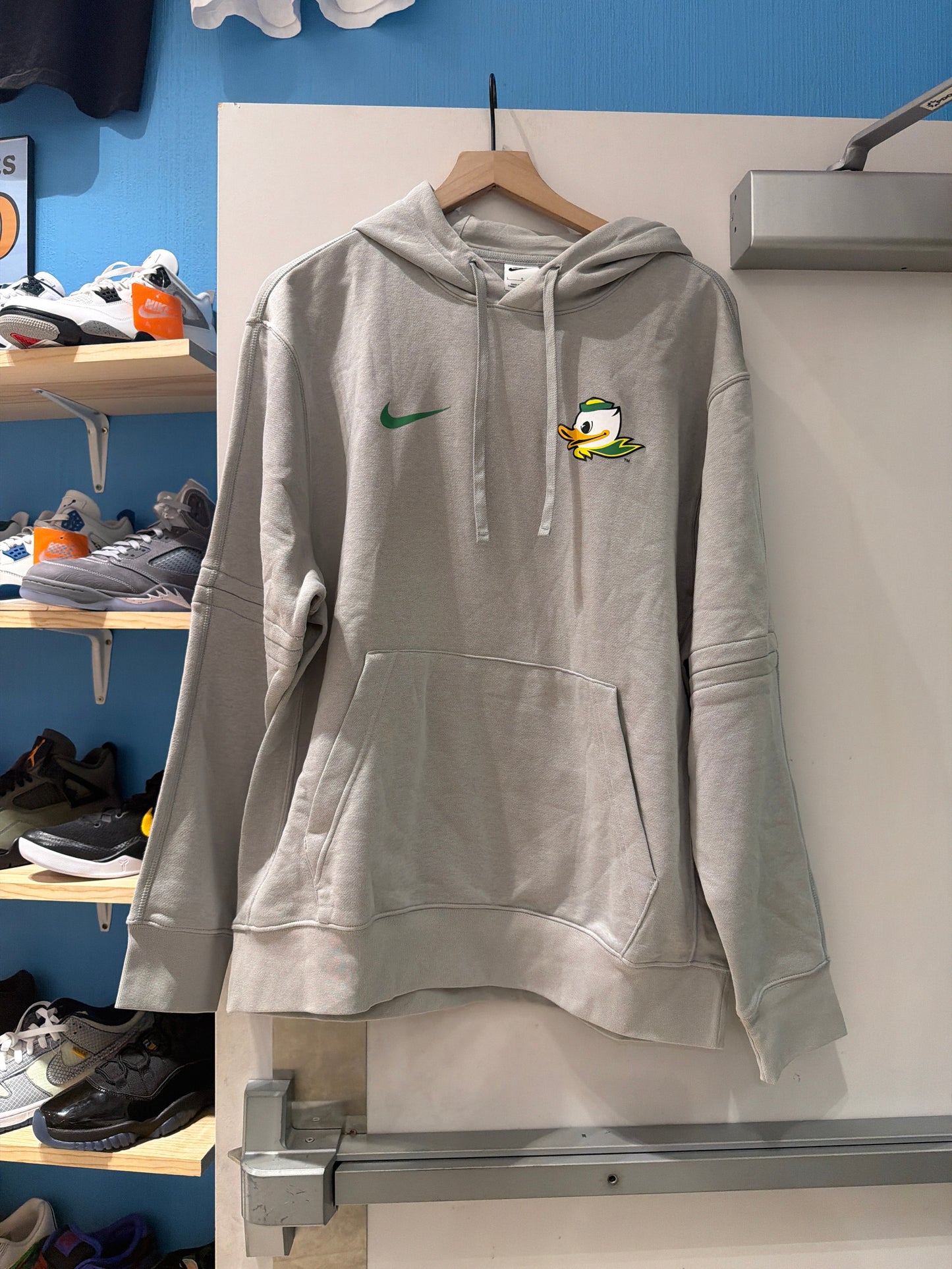 Oregon Donald Team Issued Hoodie (L)