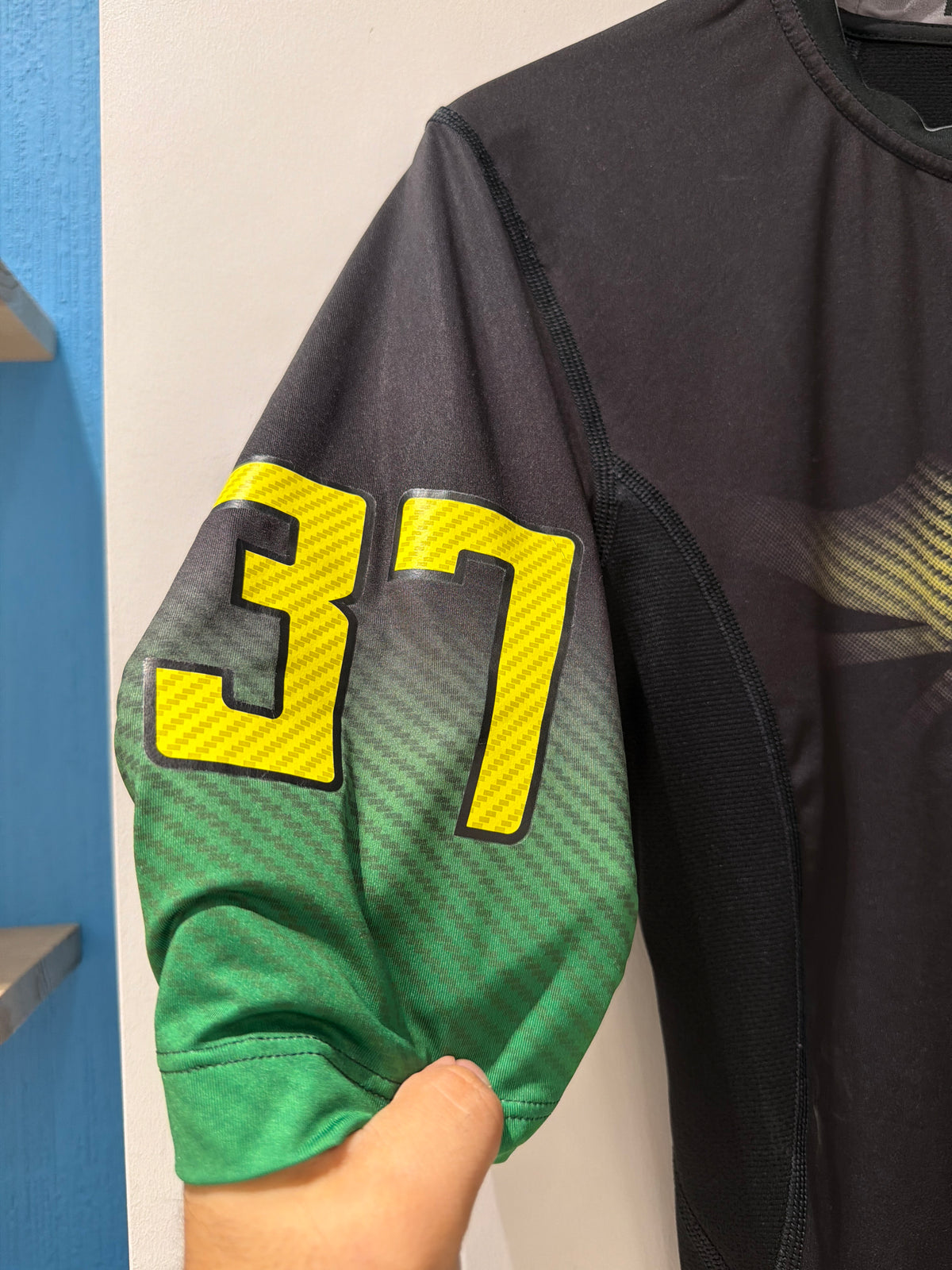 Rare Oregon Team Issued #37 Game Worn Undershirt (Large)