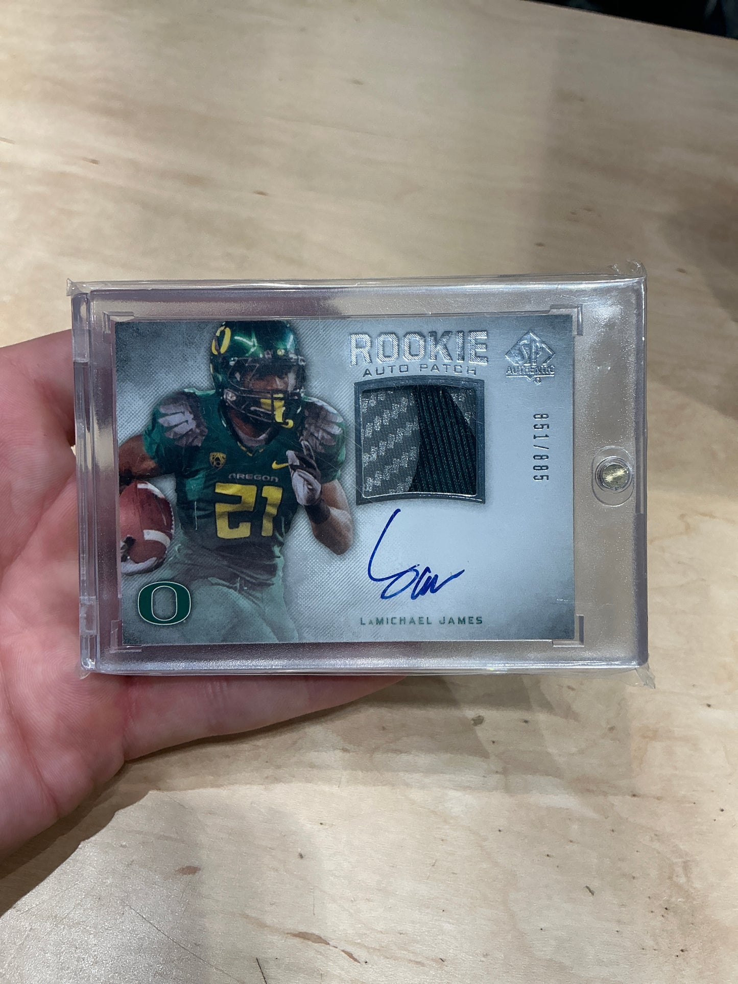 LaMichael James Auto 851/885