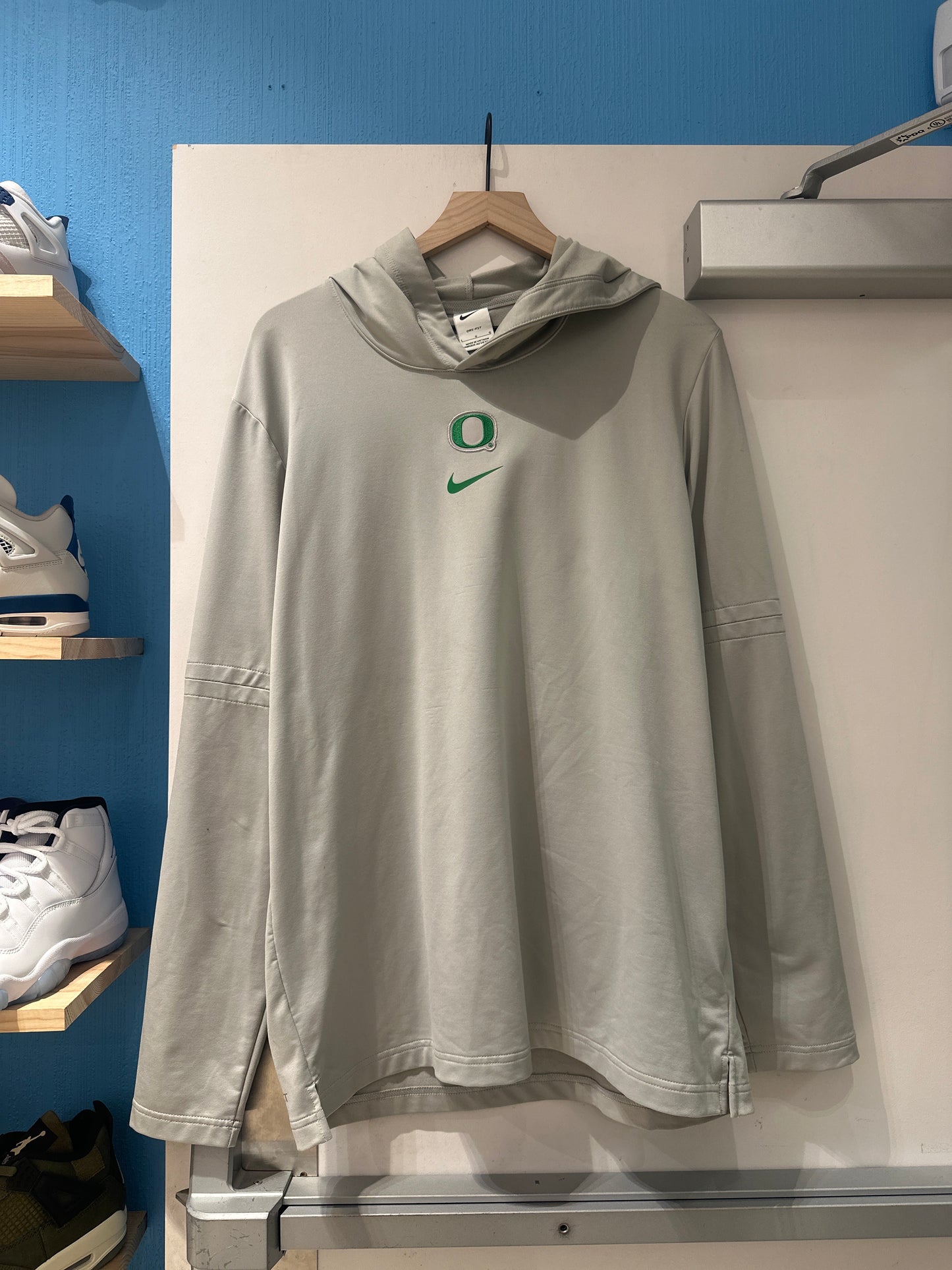Oregon Team Issued Long Sleeve(L)